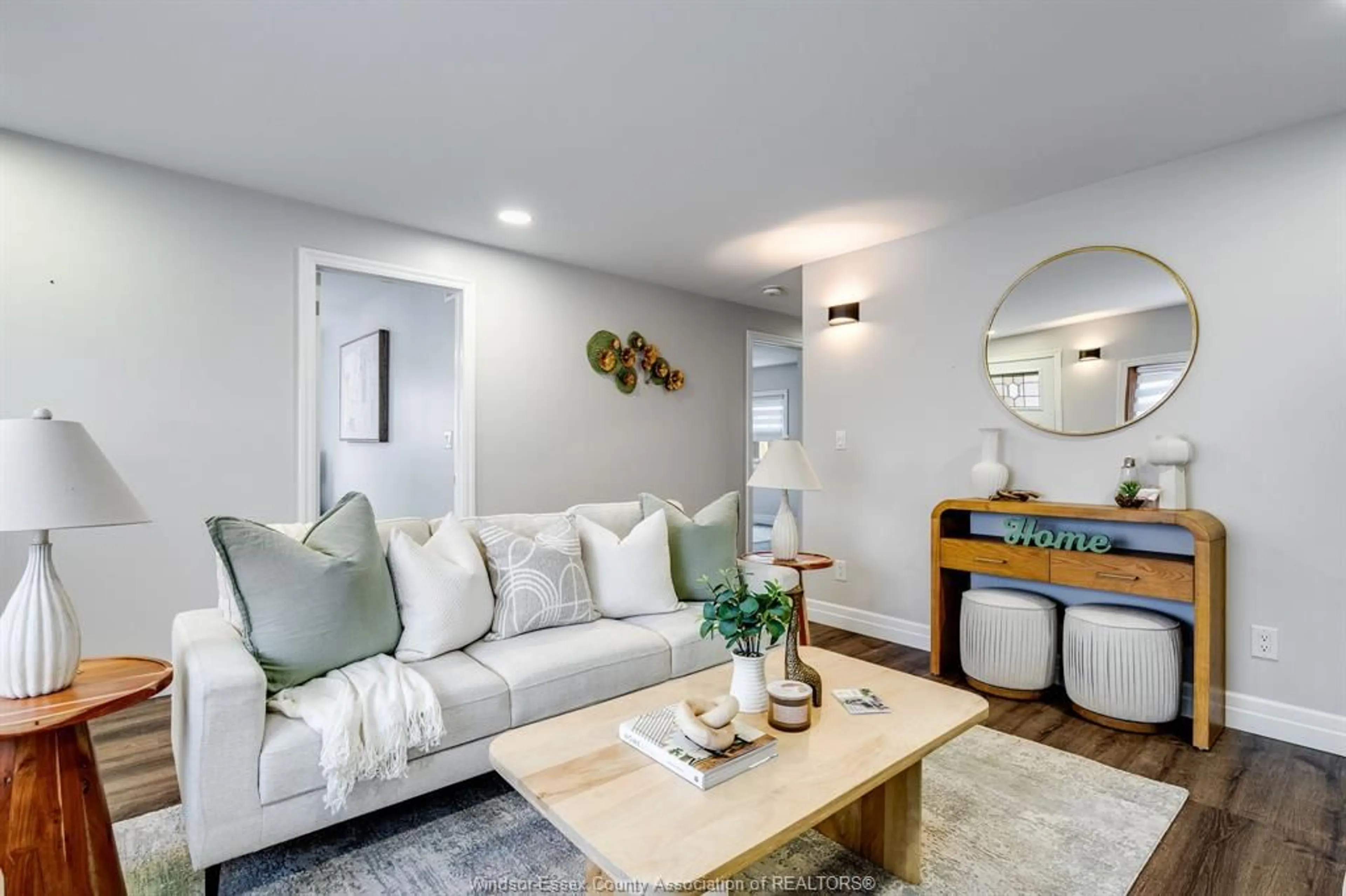 Living room with furniture, unknown for 1311 Clovelly Dr, Kingsville Ontario N9Y 2P3