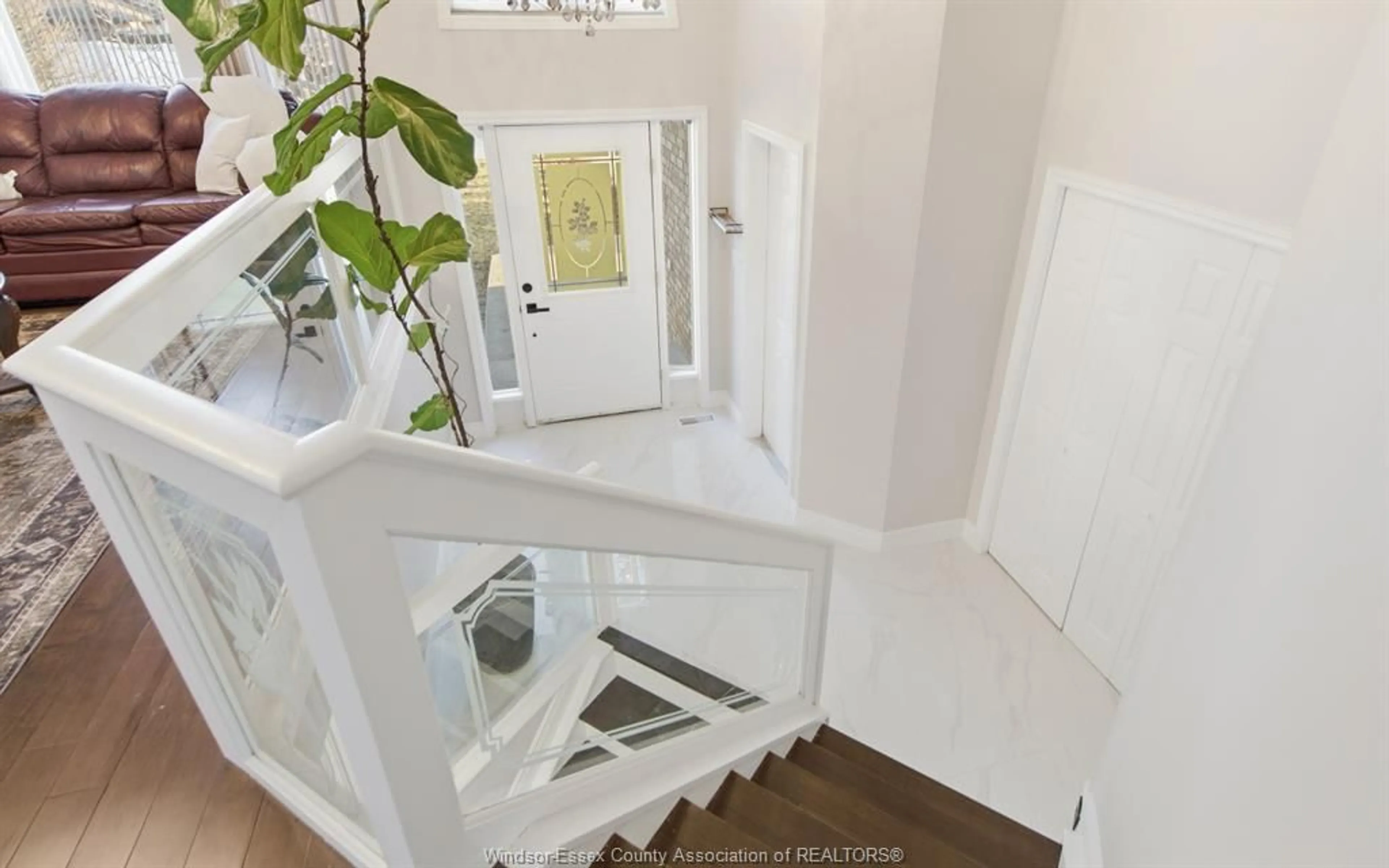 Stairs for 2820 Wildberry Cres, Tecumseh Ontario N9K 1C2