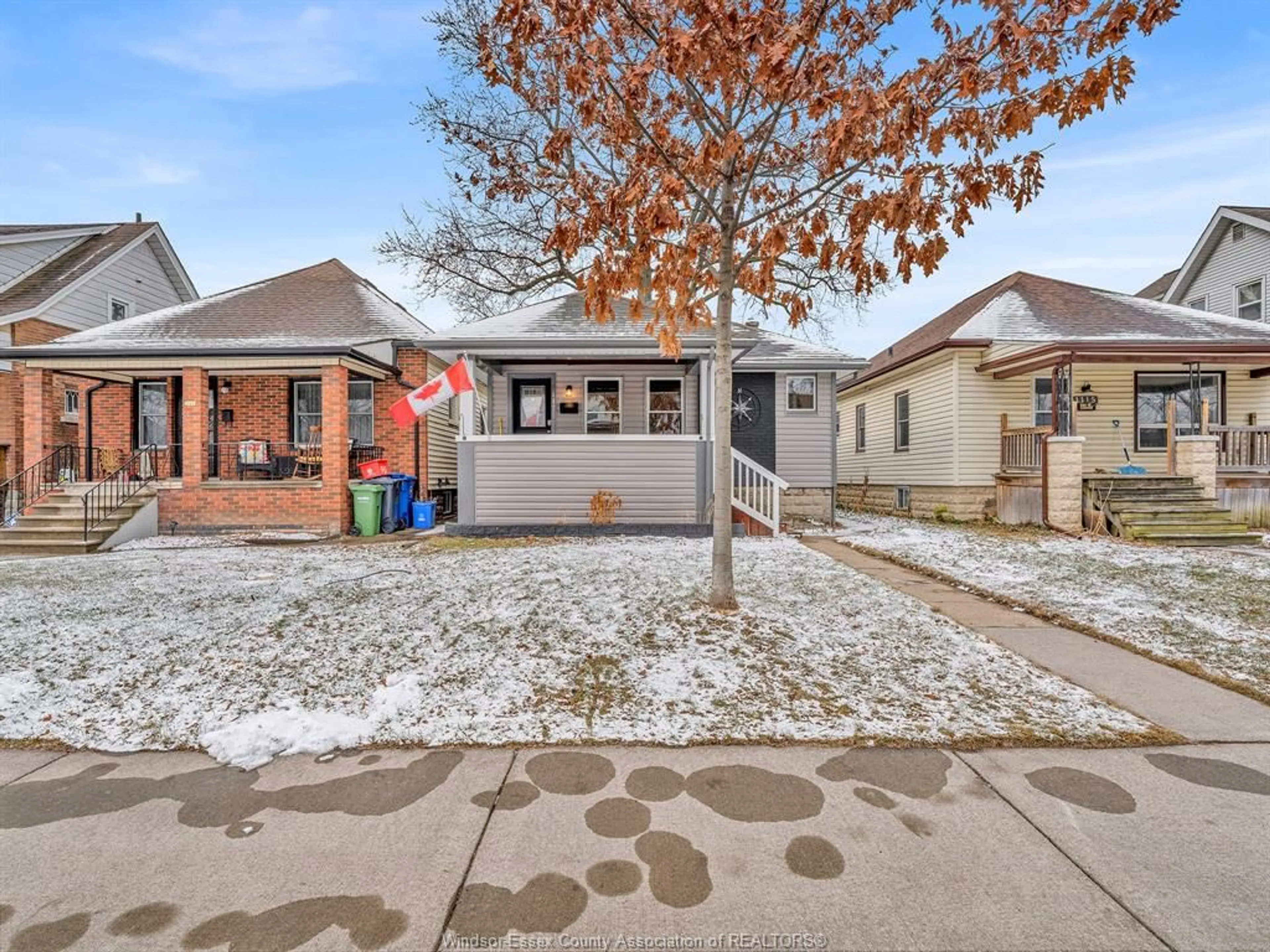 Home with brick exterior material, street for 1117 MOY, Windsor Ontario N9A 2P1