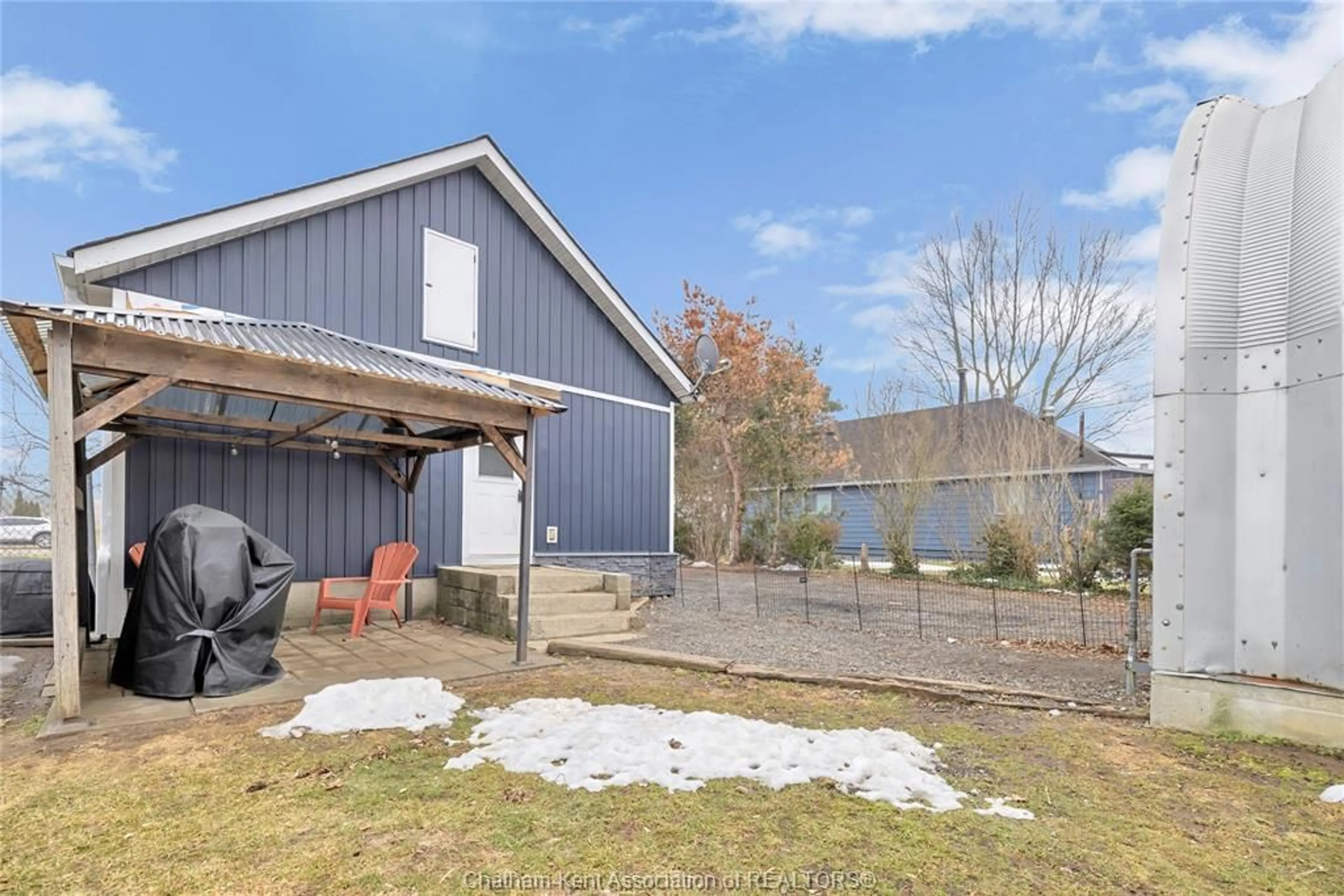 Shed for 30232 West Bothwell Rd, Bothwell Ontario N0P 1C0