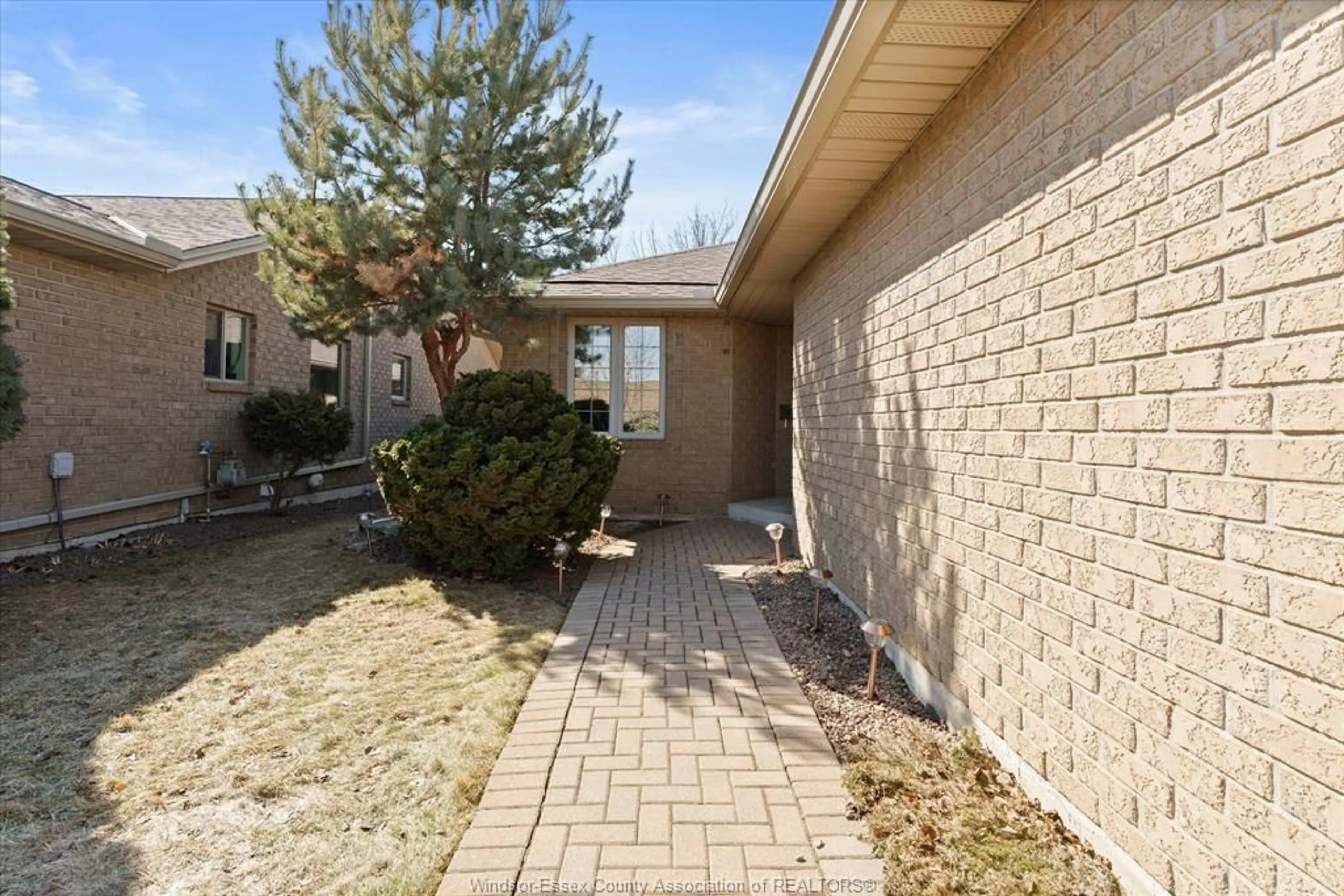 Unknown for 1077 HACIENDA Way, Windsor Ontario N9G 2T7