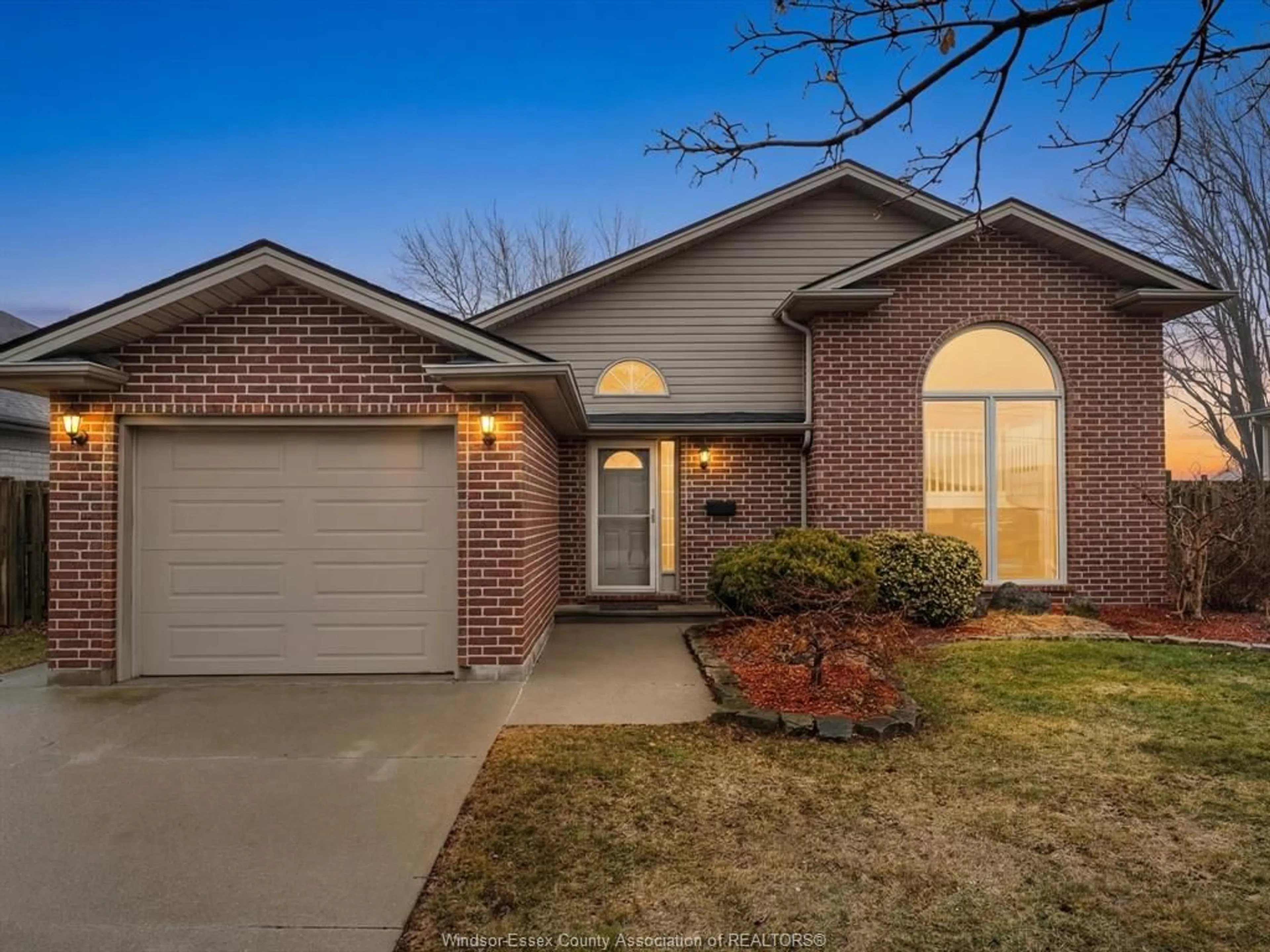 Home with brick exterior material, street for 139 Wigle Ave, Kingsville Ontario N9Y 2K1