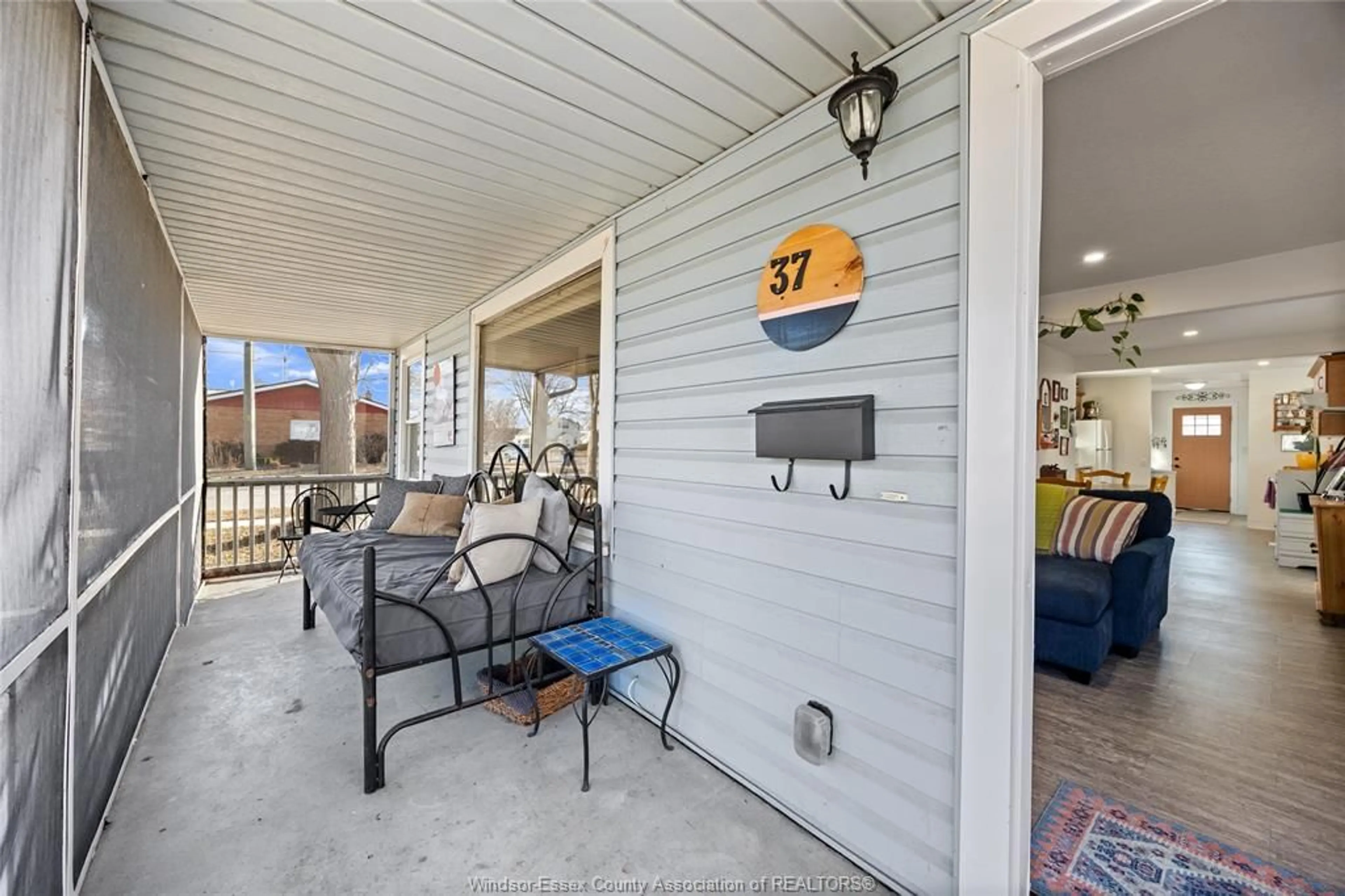 Patio, street for 37 RICHARDSON Ave, Tilbury Ontario N0P 2L0