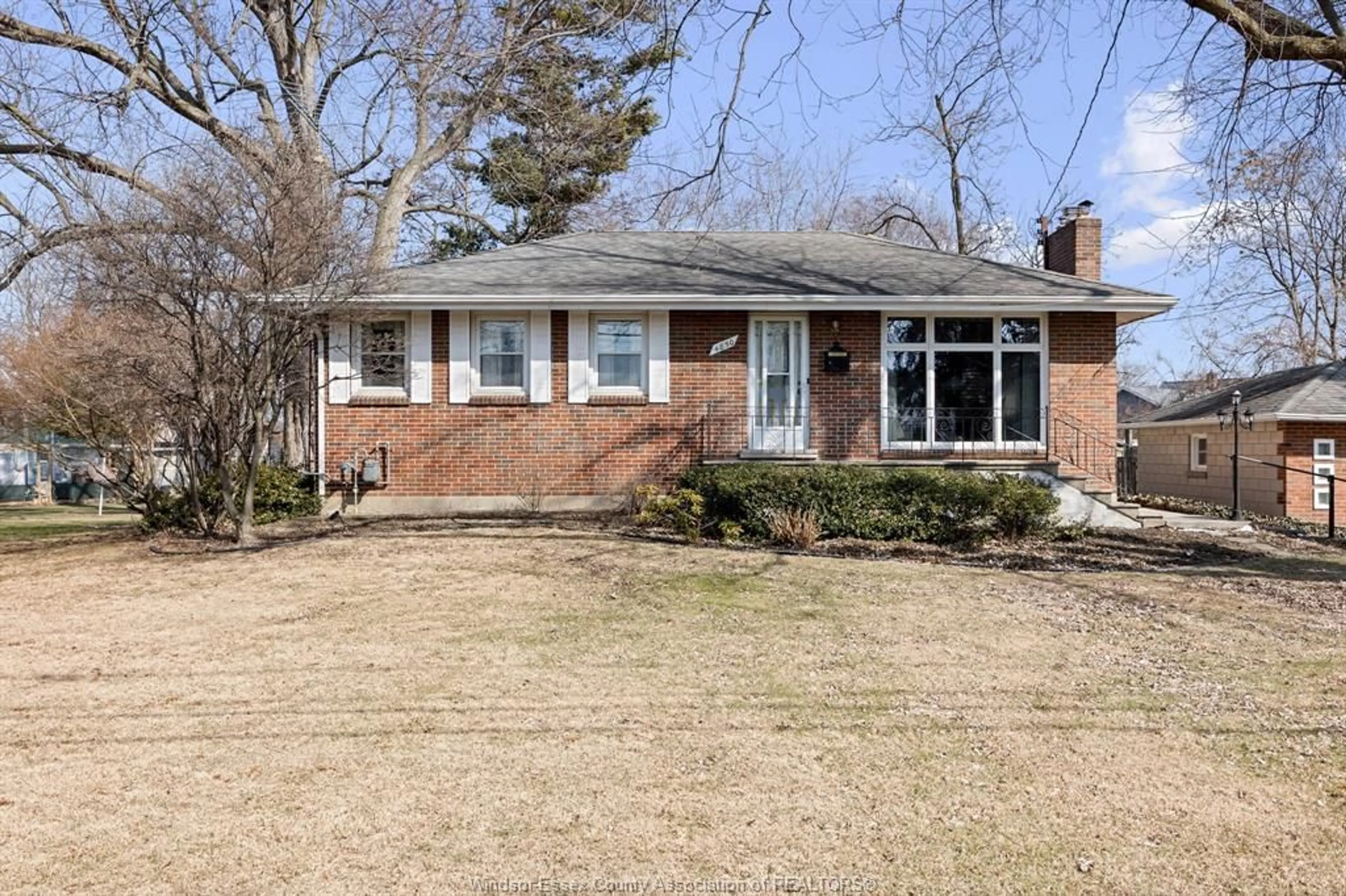 Home with brick exterior material, street for 4850 MONTGOMERY Dr, LaSalle Ontario N9H 1E8