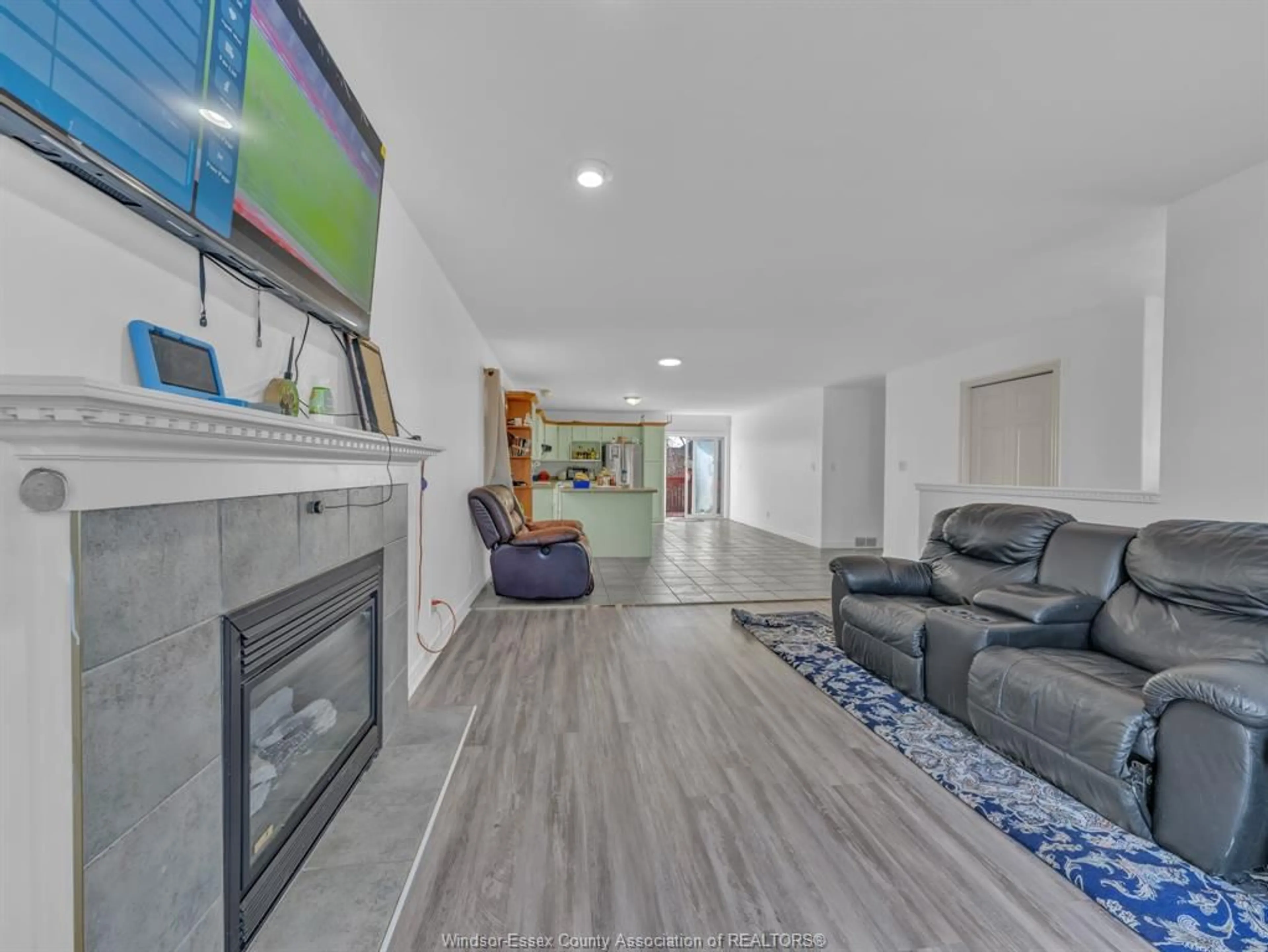 Unknown for 40 Sandy Lake Dr, Leamington Ontario N8H 5K4