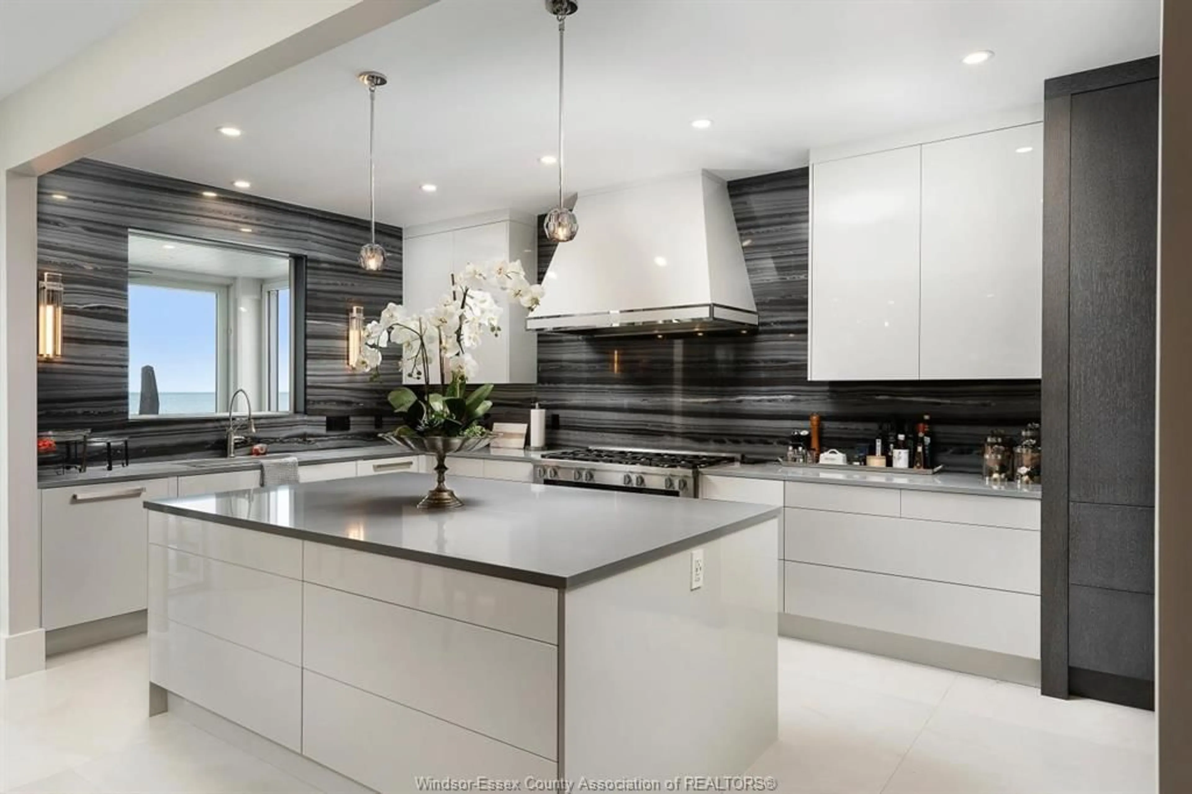 Contemporary kitchen, ceramic/tile floor for 11770 RIVERSIDE Dr, Windsor Ontario N8P 1A6