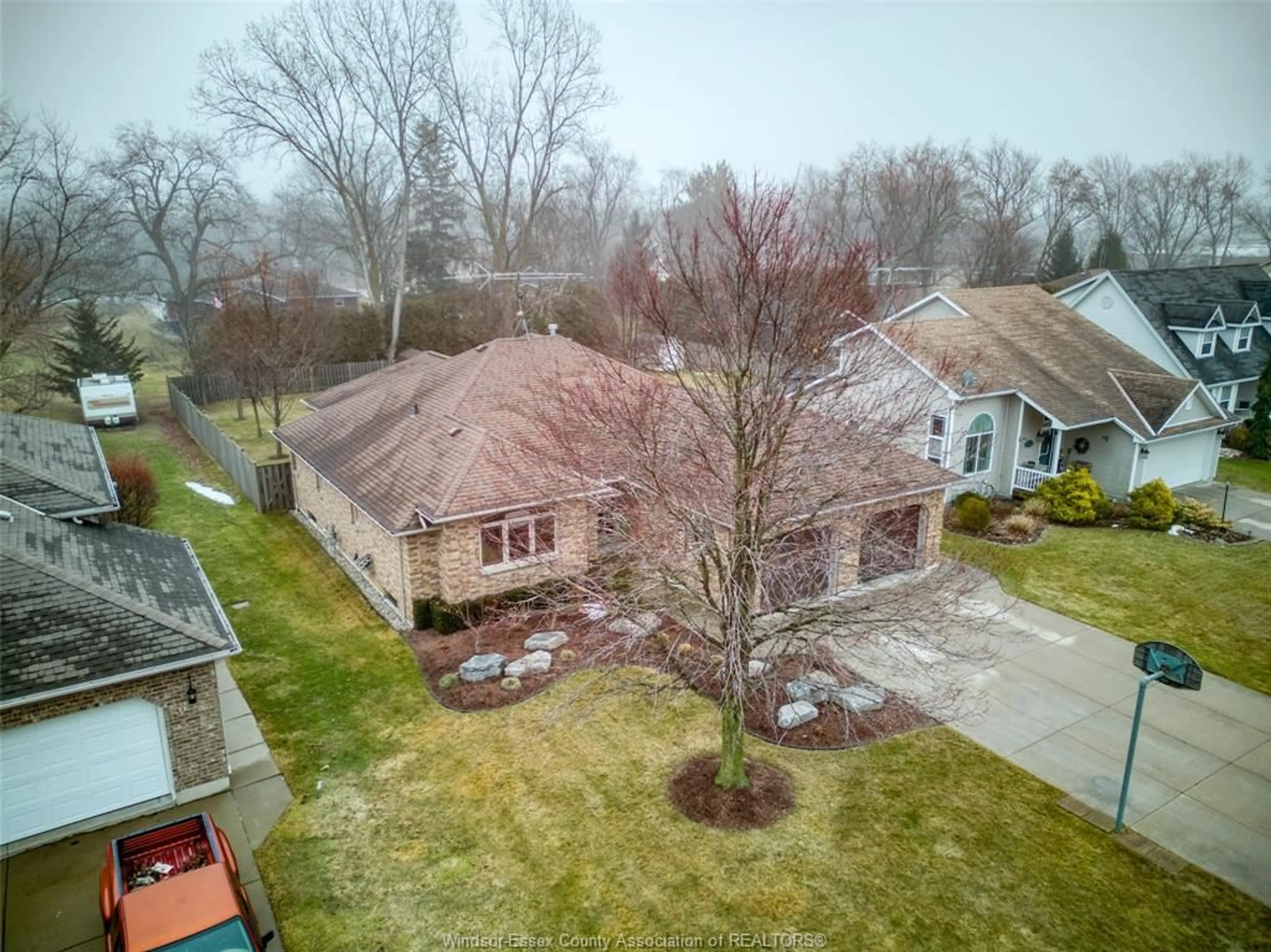 A pic from outside/outdoor area/front of a property/back of a property/a pic from drone, street for 95 MATIER Ave, Wheatley Ontario N0P 2P0