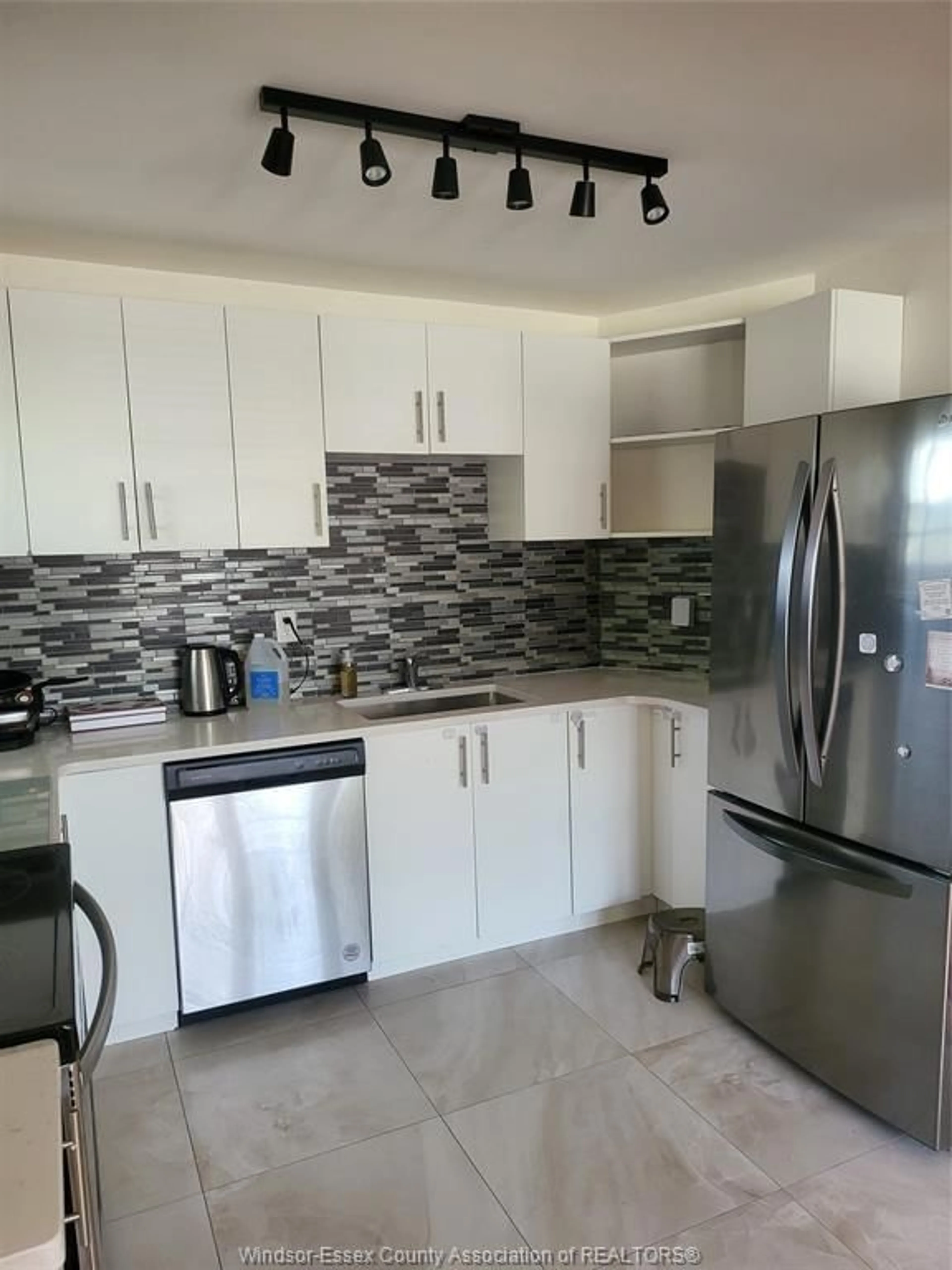 Unknown for 1938 BUCKINGHAM, Windsor Ontario N8T 2B1