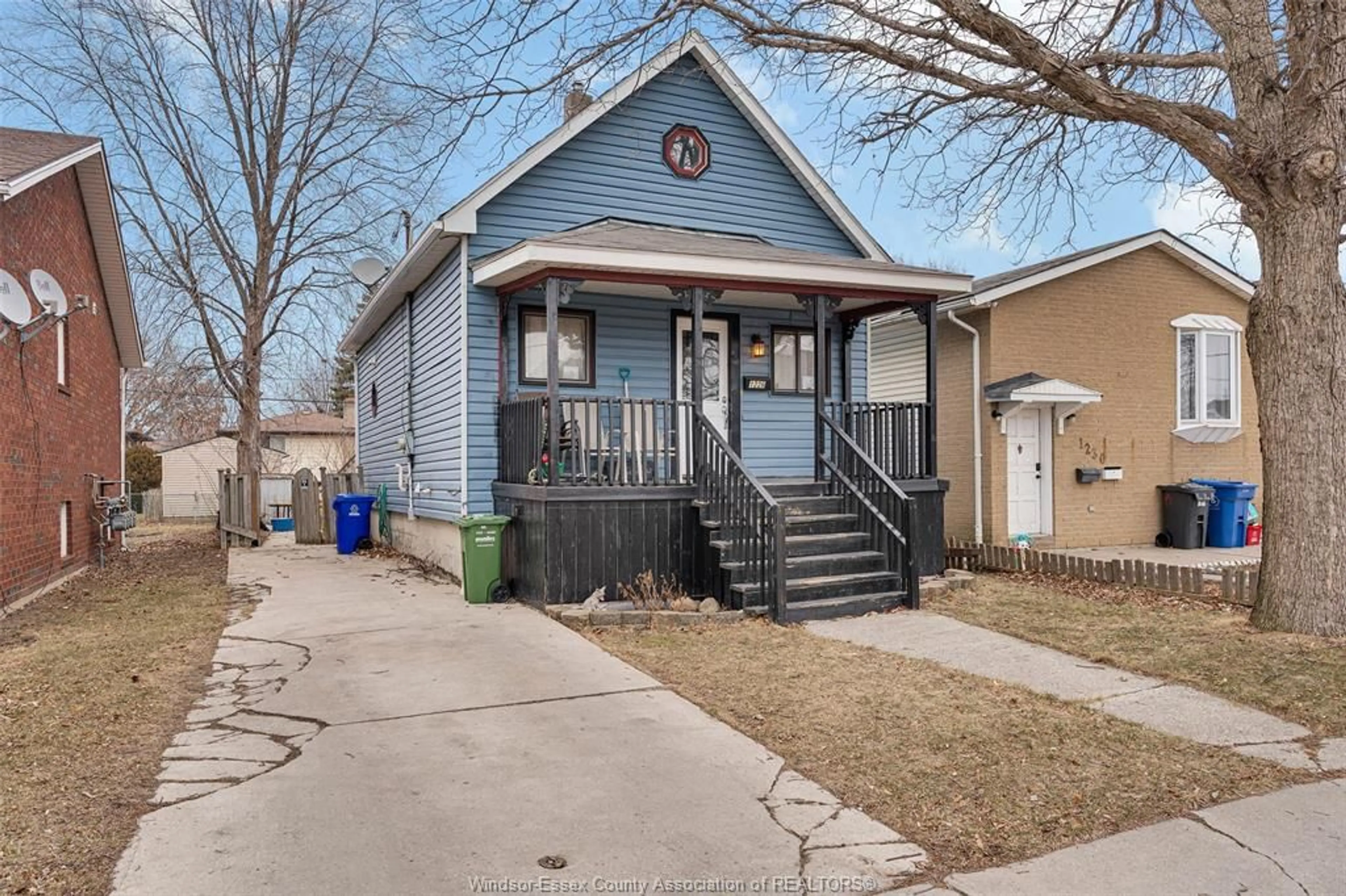 Unknown for 1226 HIGH St, Windsor Ontario N8Y 4B2