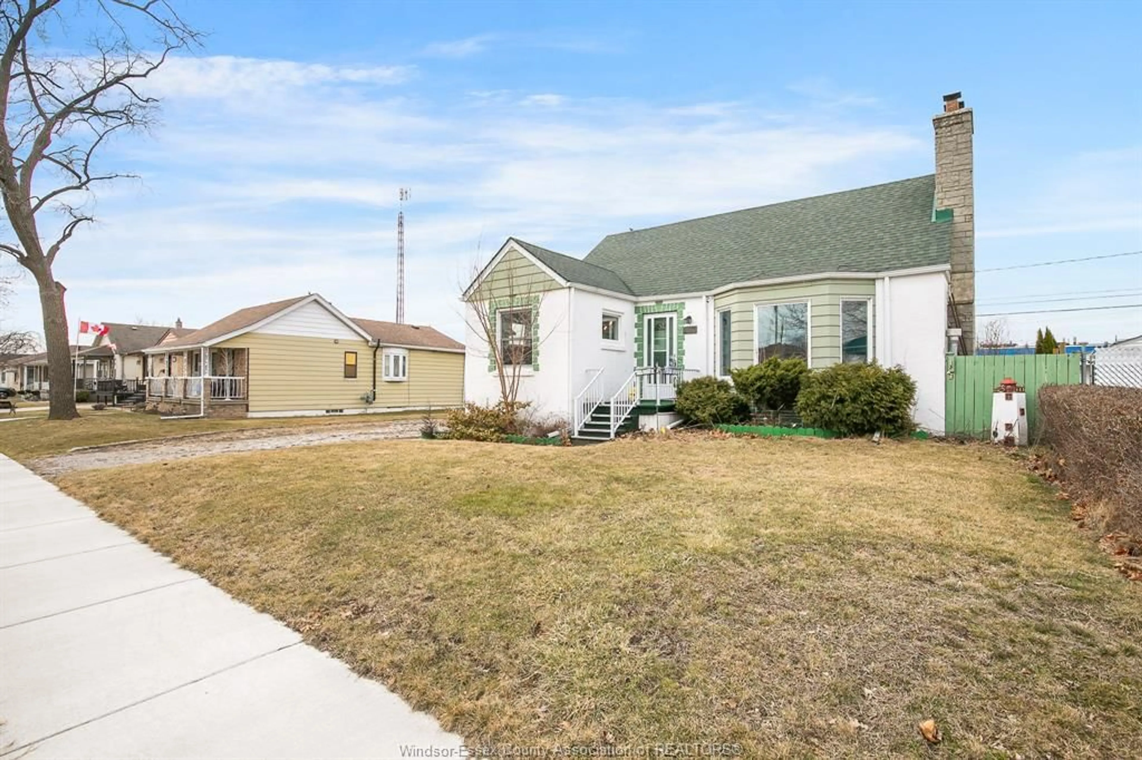 Unknown for 2653 ALEXIS St, Windsor Ontario N8W 3Z7