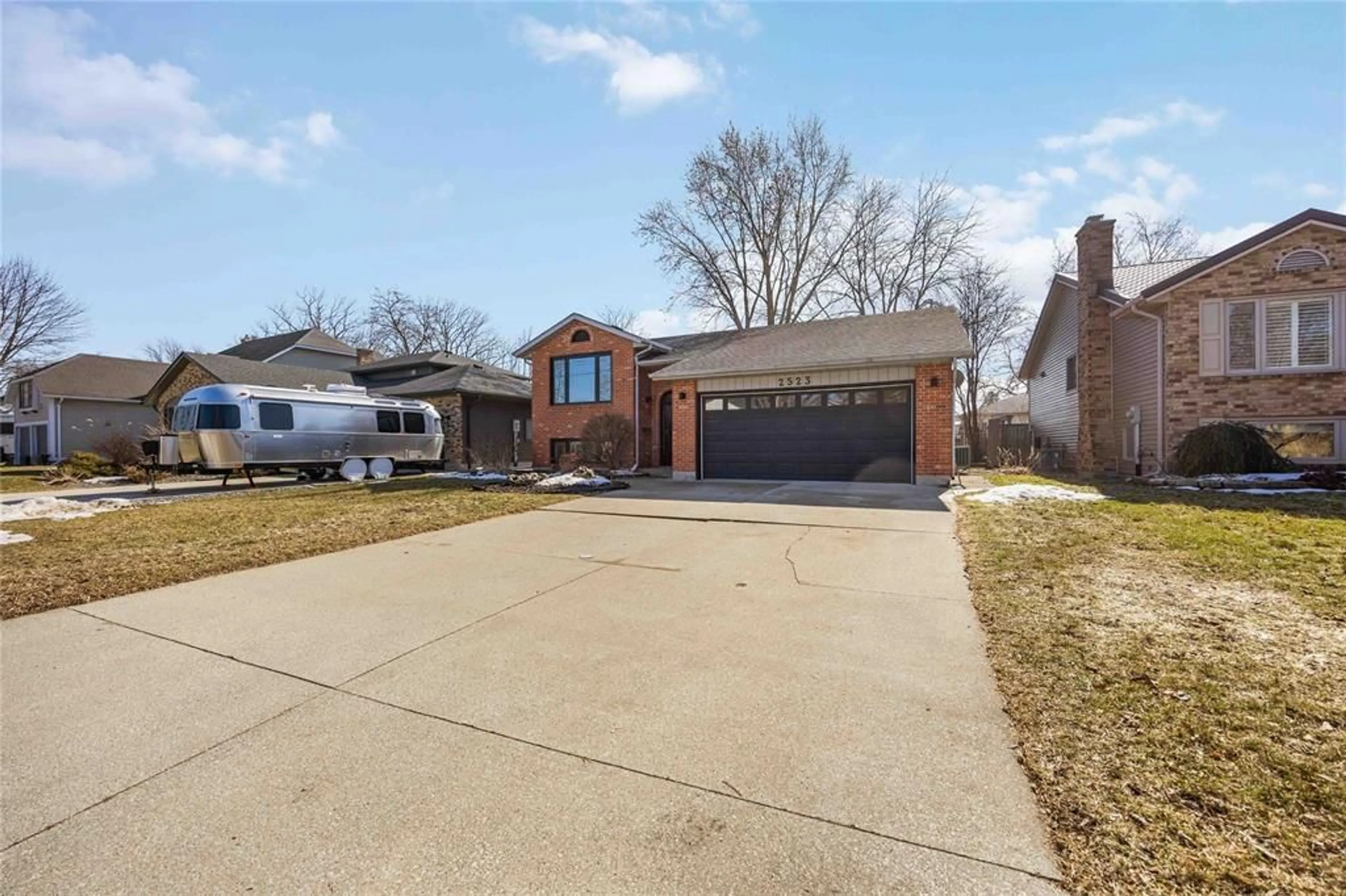 Home with brick exterior material, street for 2523 HAMILTON Rd, Sarnia Ontario N0N 1C0