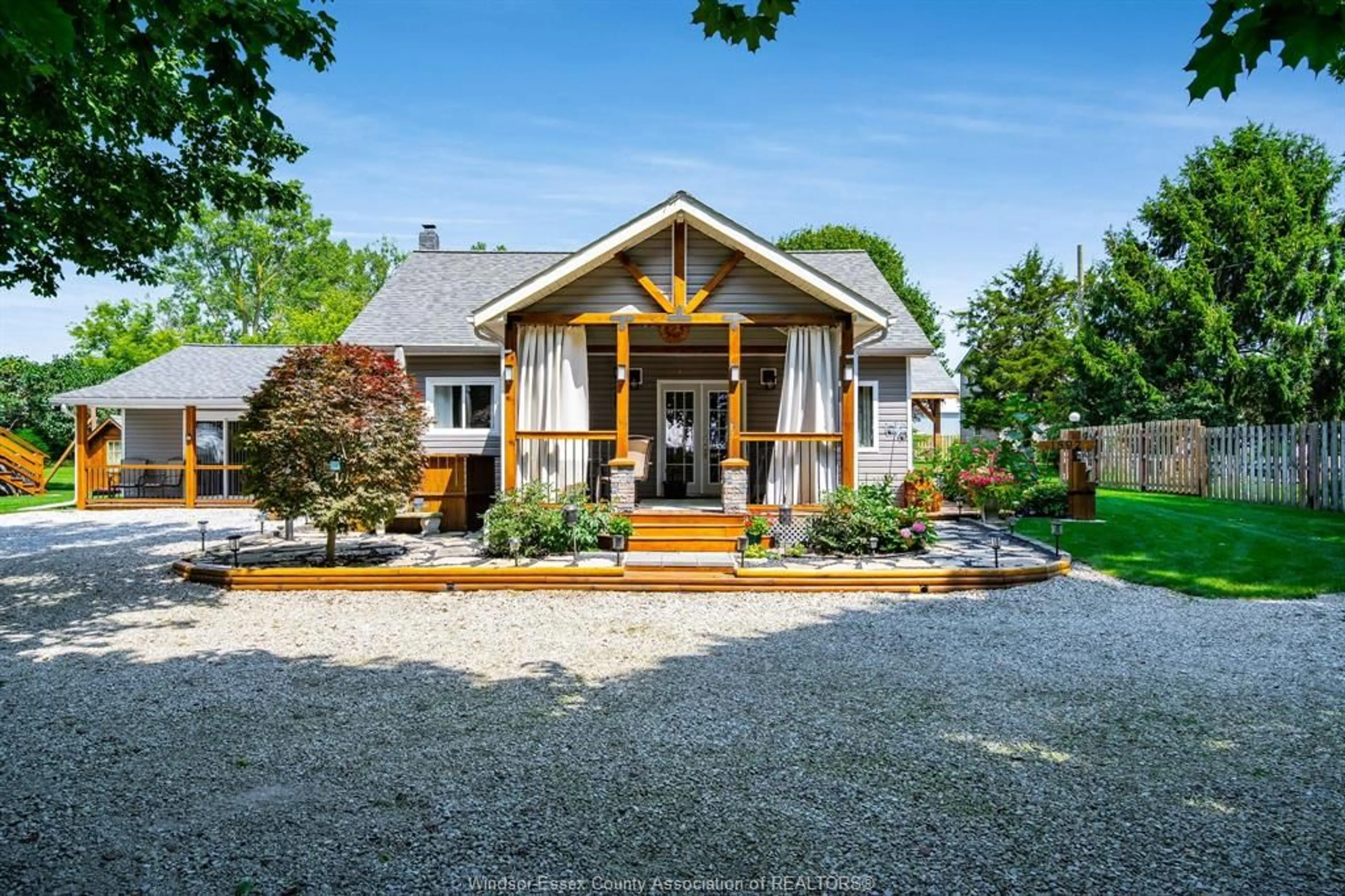 Unknown for 1892 Road 3, Kingsville Ontario N9Y 2E5