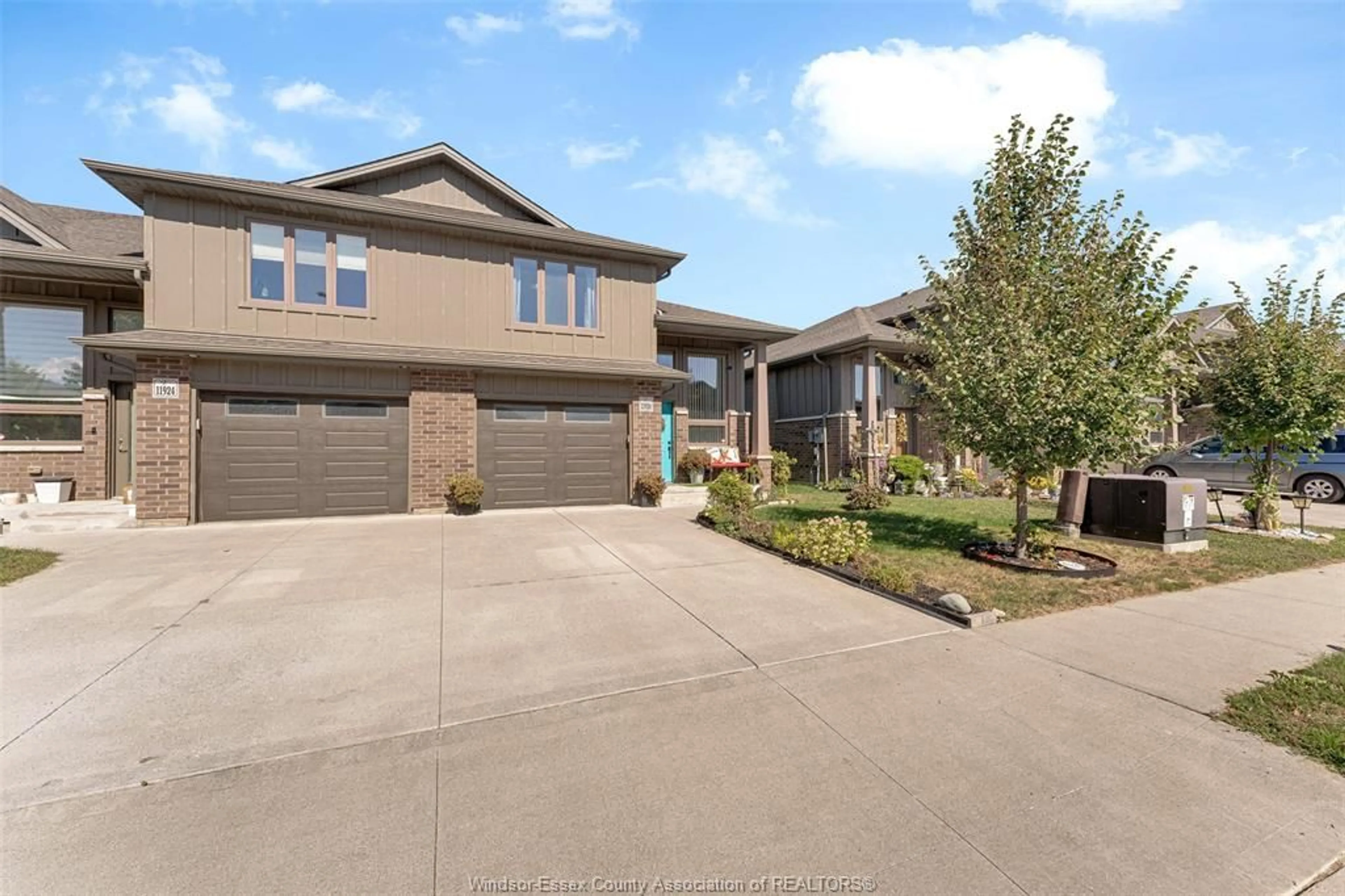 Home with brick exterior material, street for 11926 MAITLAND Ave, Windsor Ontario N8P 0B9