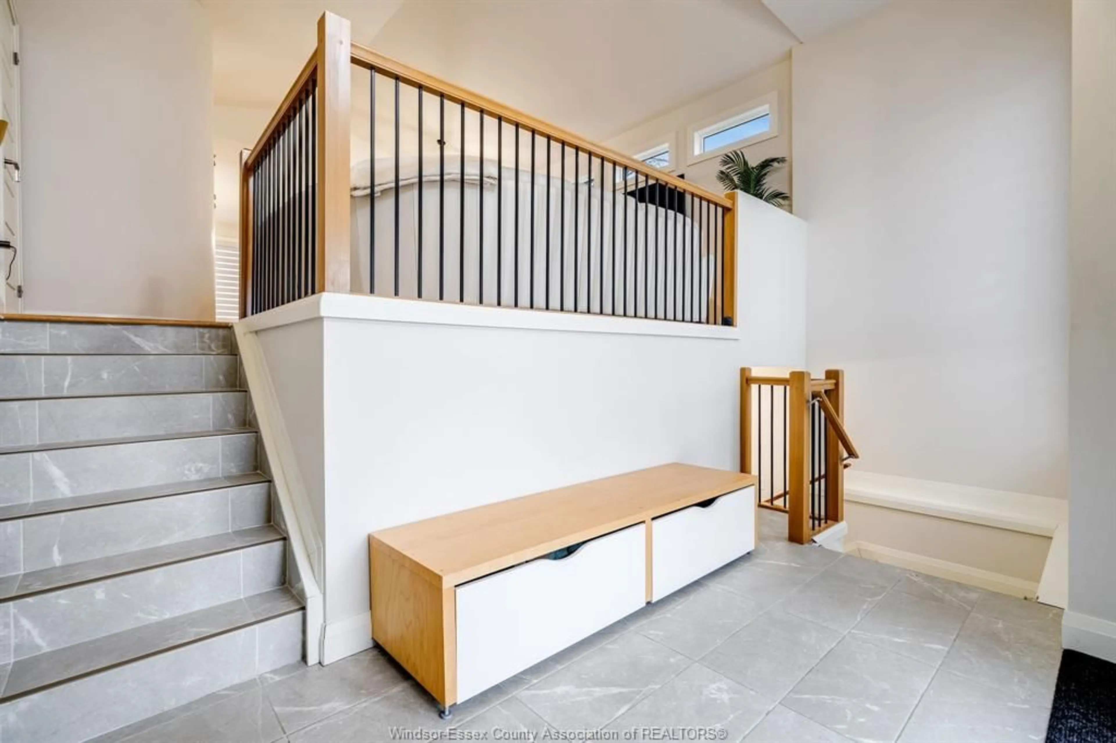 Unknown for 241 ROBINSON Ave, Essex Ontario N8M 0A8