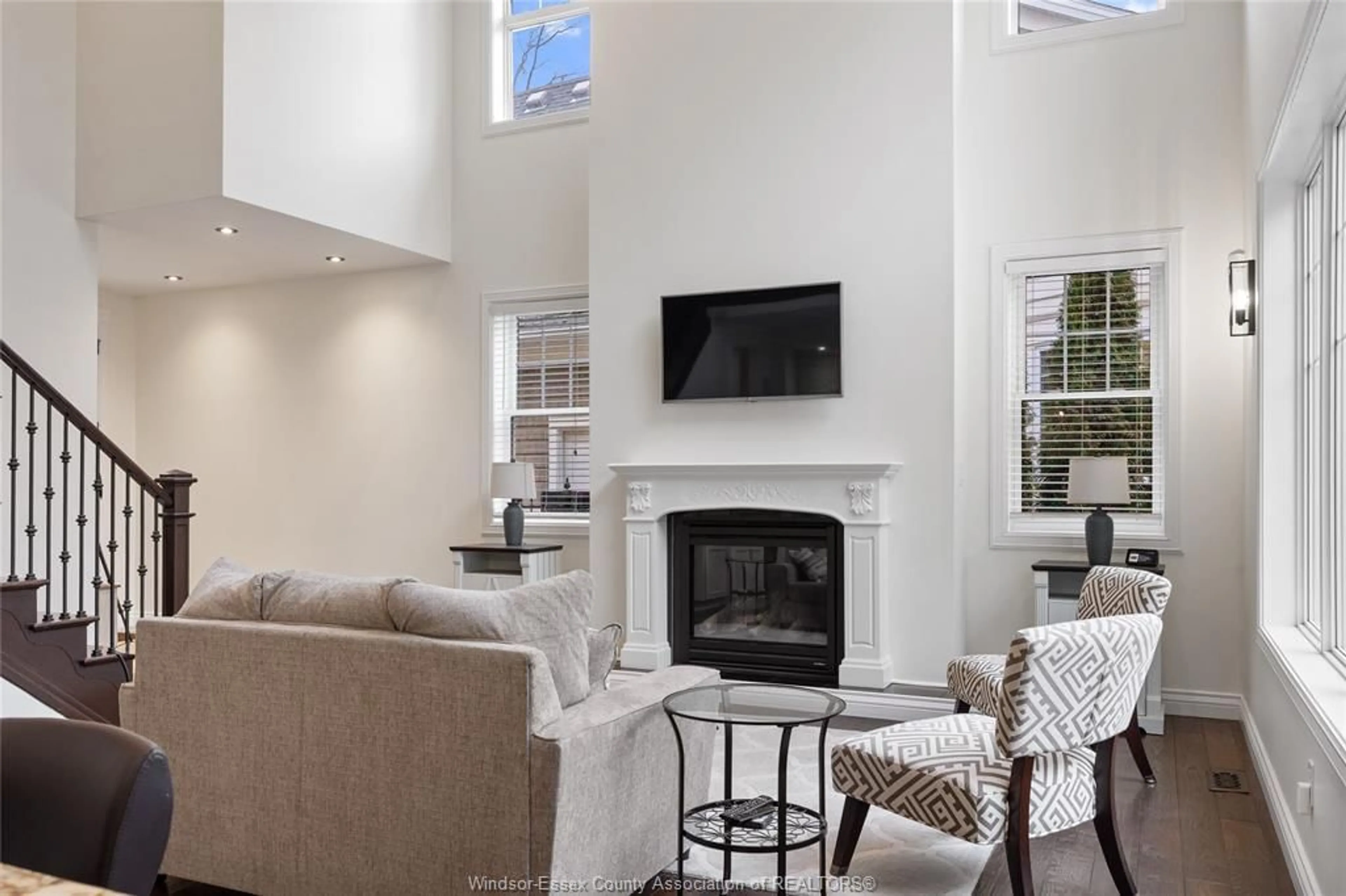 Living room with furniture, unknown for 277 CRYSTAL BAY Dr, Amherstburg Ontario N9V 4A6