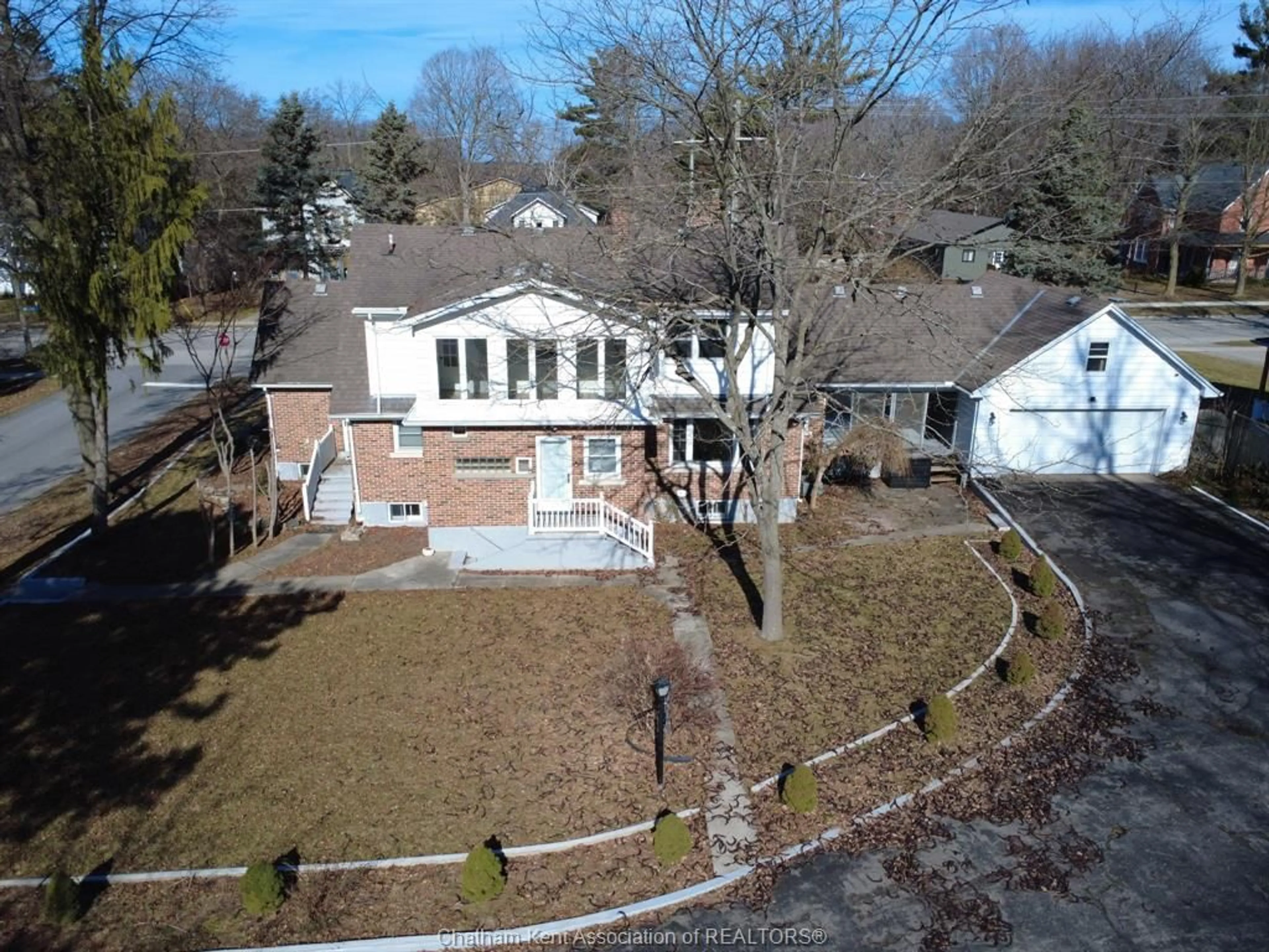A pic from outside/outdoor area/front of a property/back of a property/a pic from drone, street for 89 Main St, Ridgetown Ontario N0P 2C0