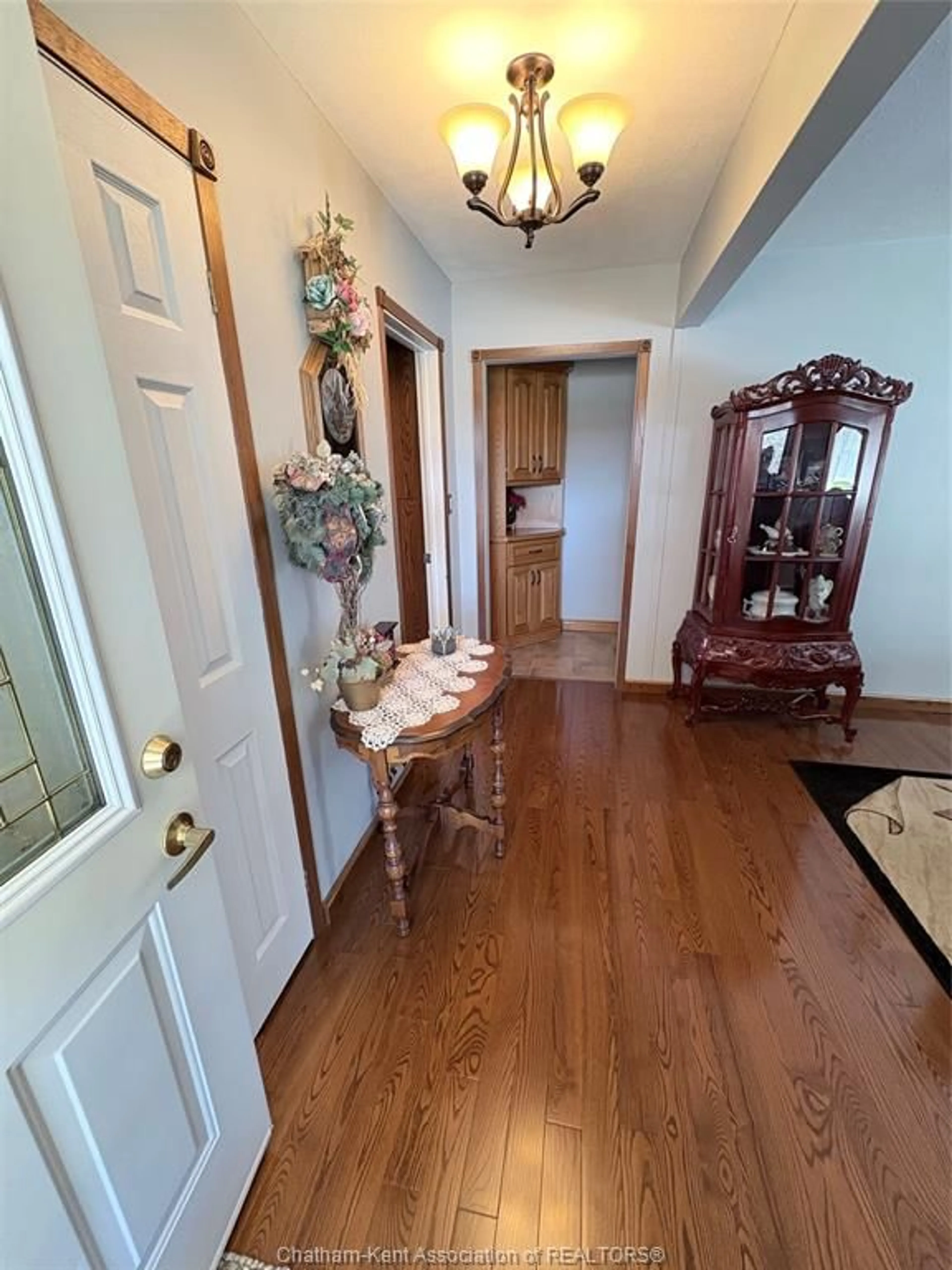 Indoor entryway for 7763 TALBOT Trail, Raleigh Township Ontario N0P 1A0