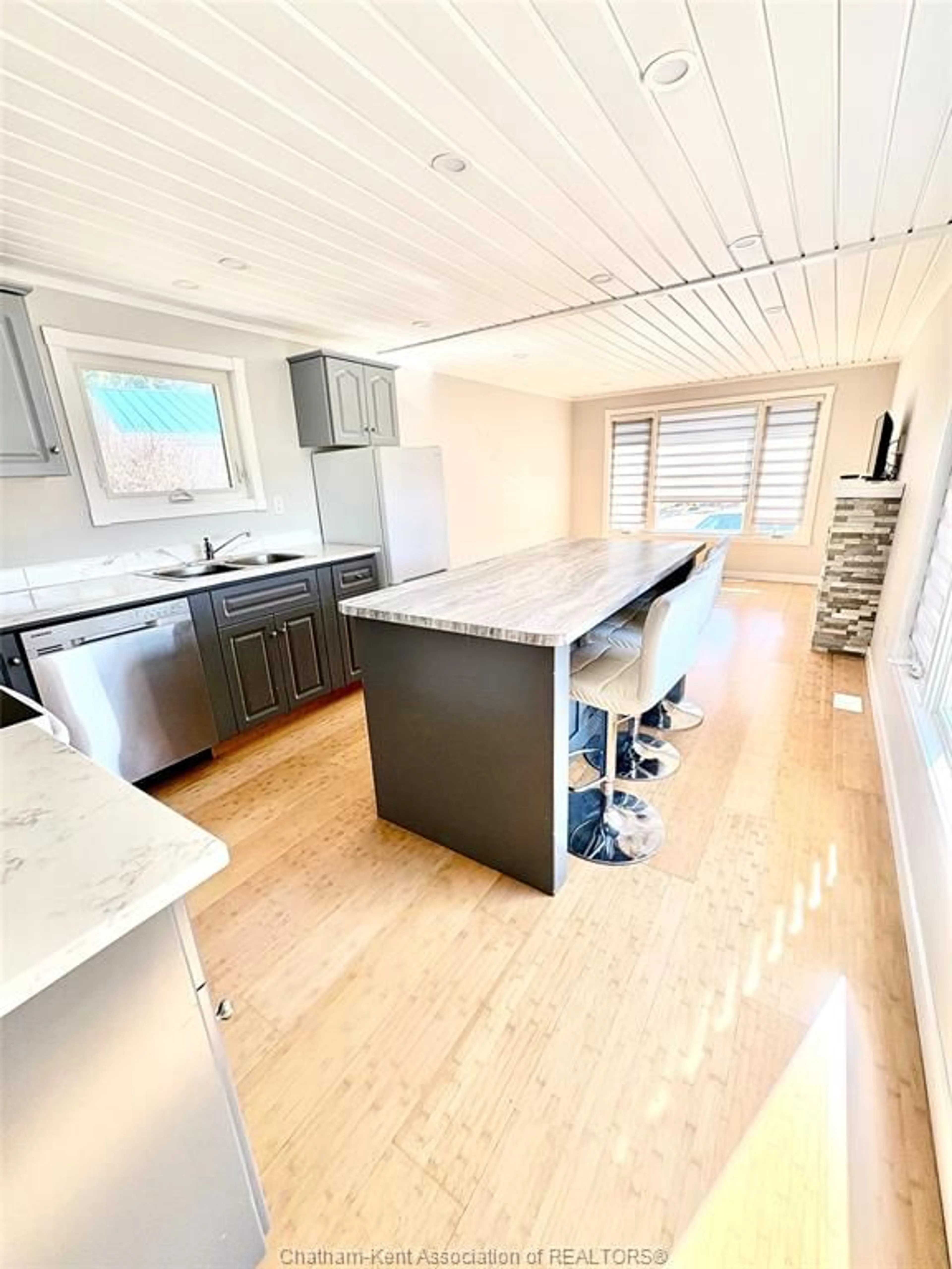 Open concept kitchen, unknown for 9480 LONGWOODS Rd #51, Chatham-Kent Ontario N7M 5J7