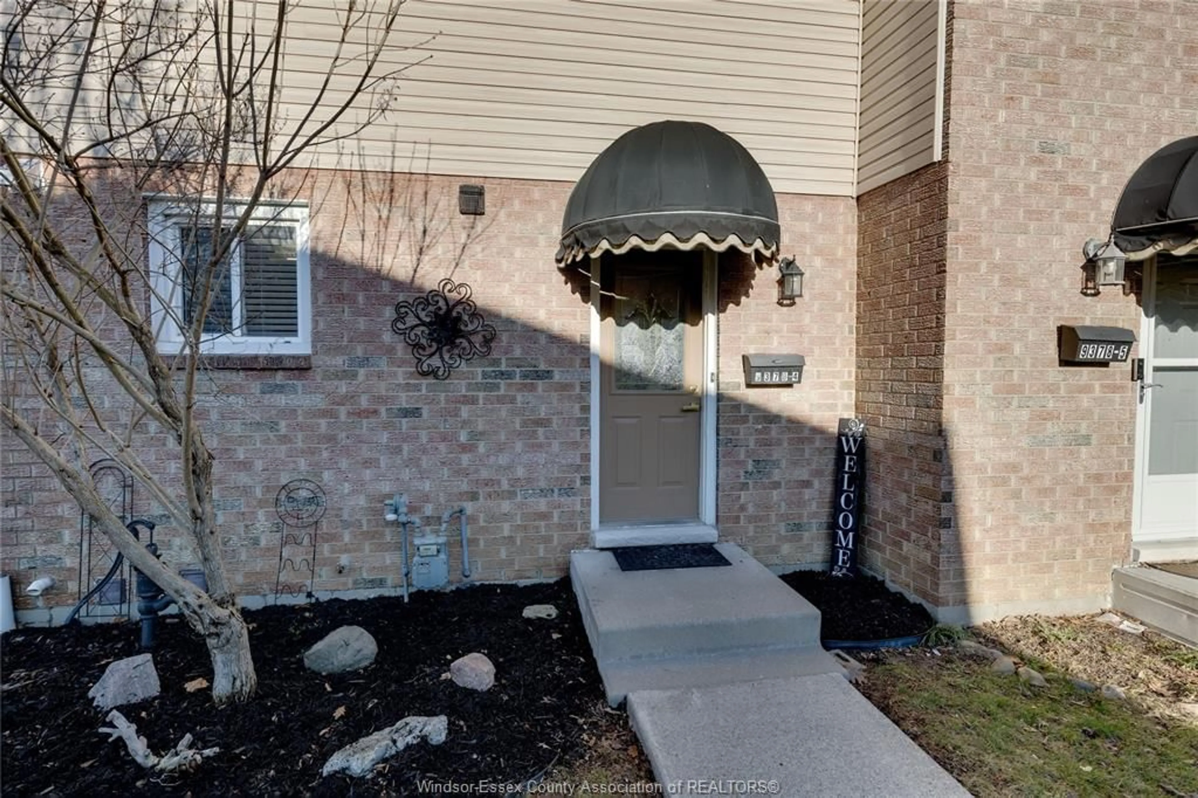 Unknown for 9378 ESPLANADE Dr #4, Windsor Ontario N8R 2A3
