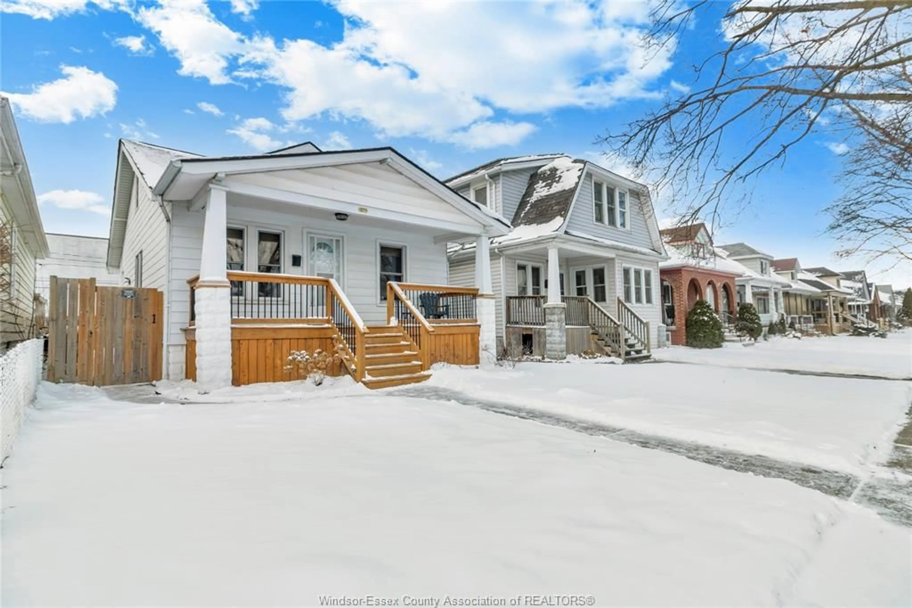 Unknown for 1277 Lincoln, Windsor Ontario N8Y 2H9