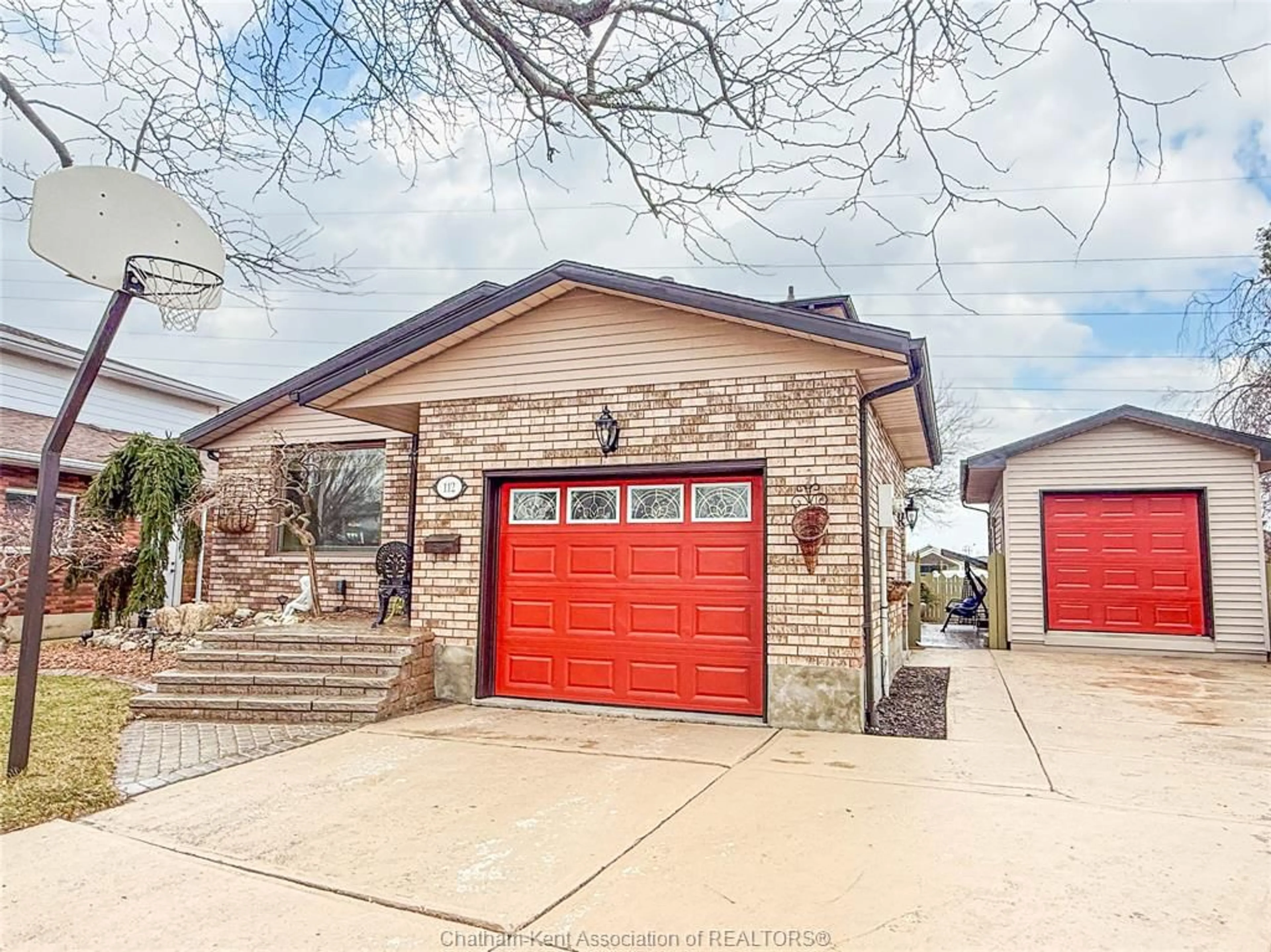 Home with brick exterior material, street for 112 Goldpark Rd, Chatham Ontario N7L 4Y1