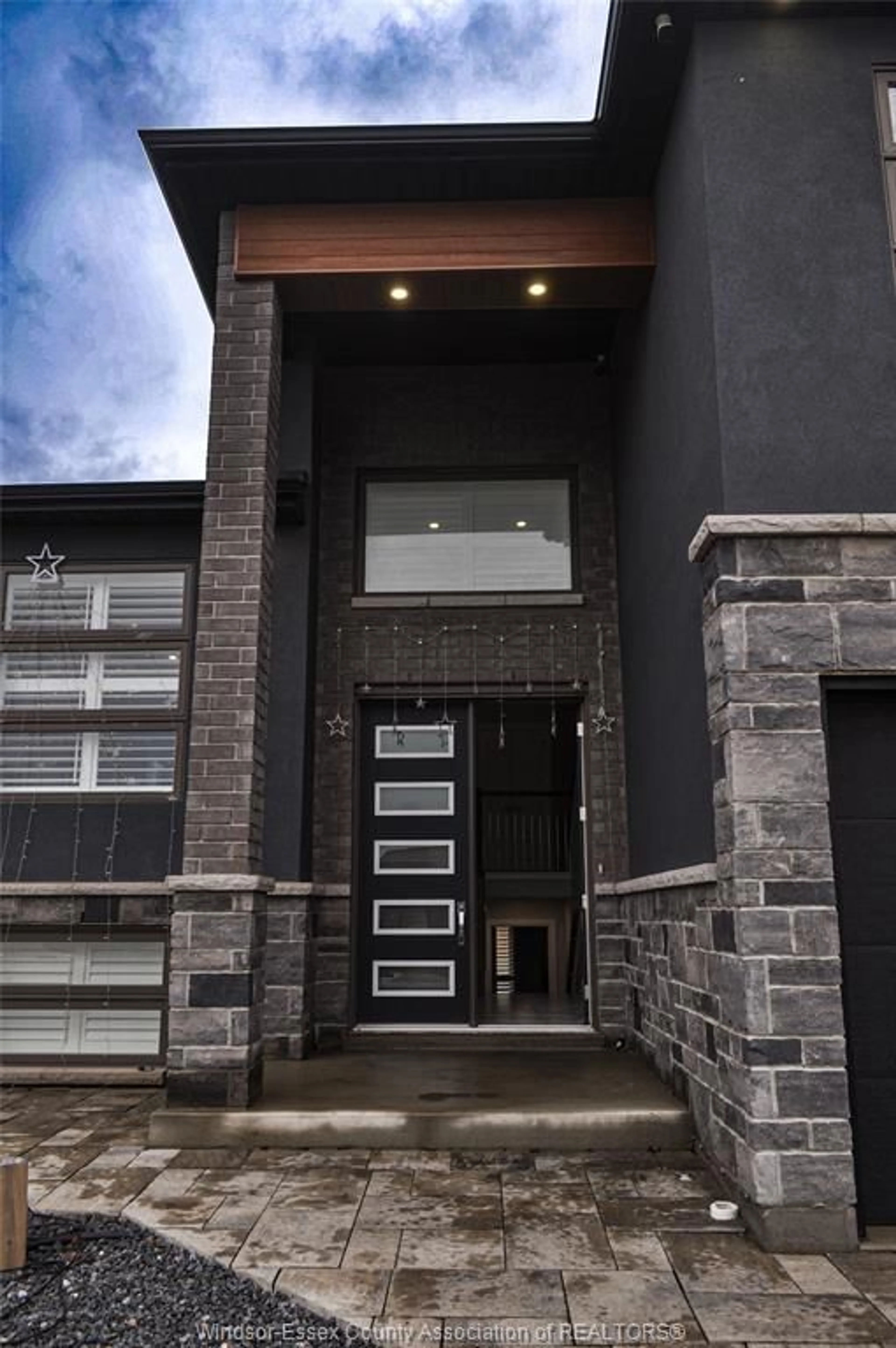 Unknown for 111 LAMBERT St, Amherstburg Ontario N9V 0G6