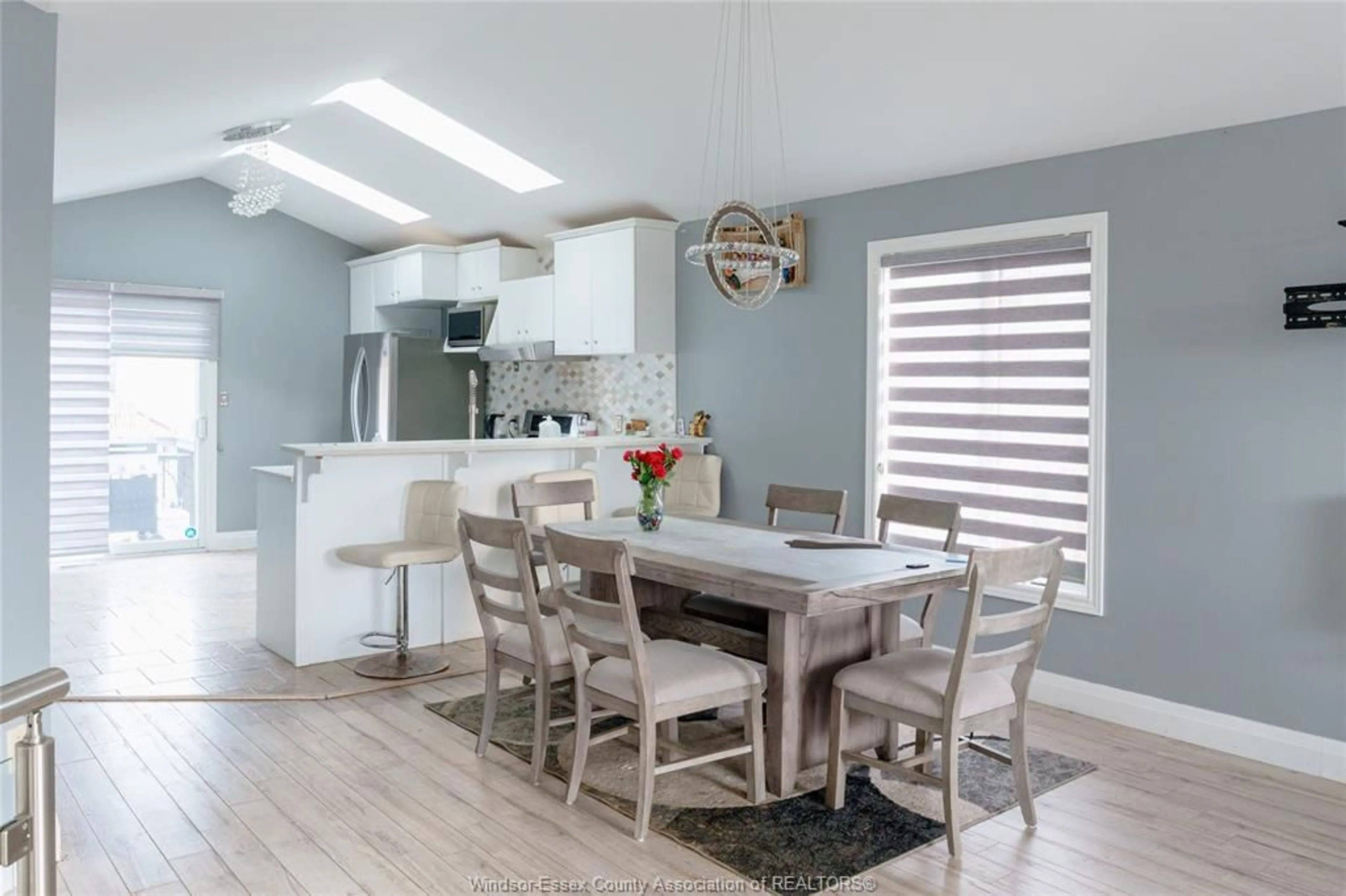 Unknown for 409 RENE Dr, LaSalle Ontario N9J 3R2