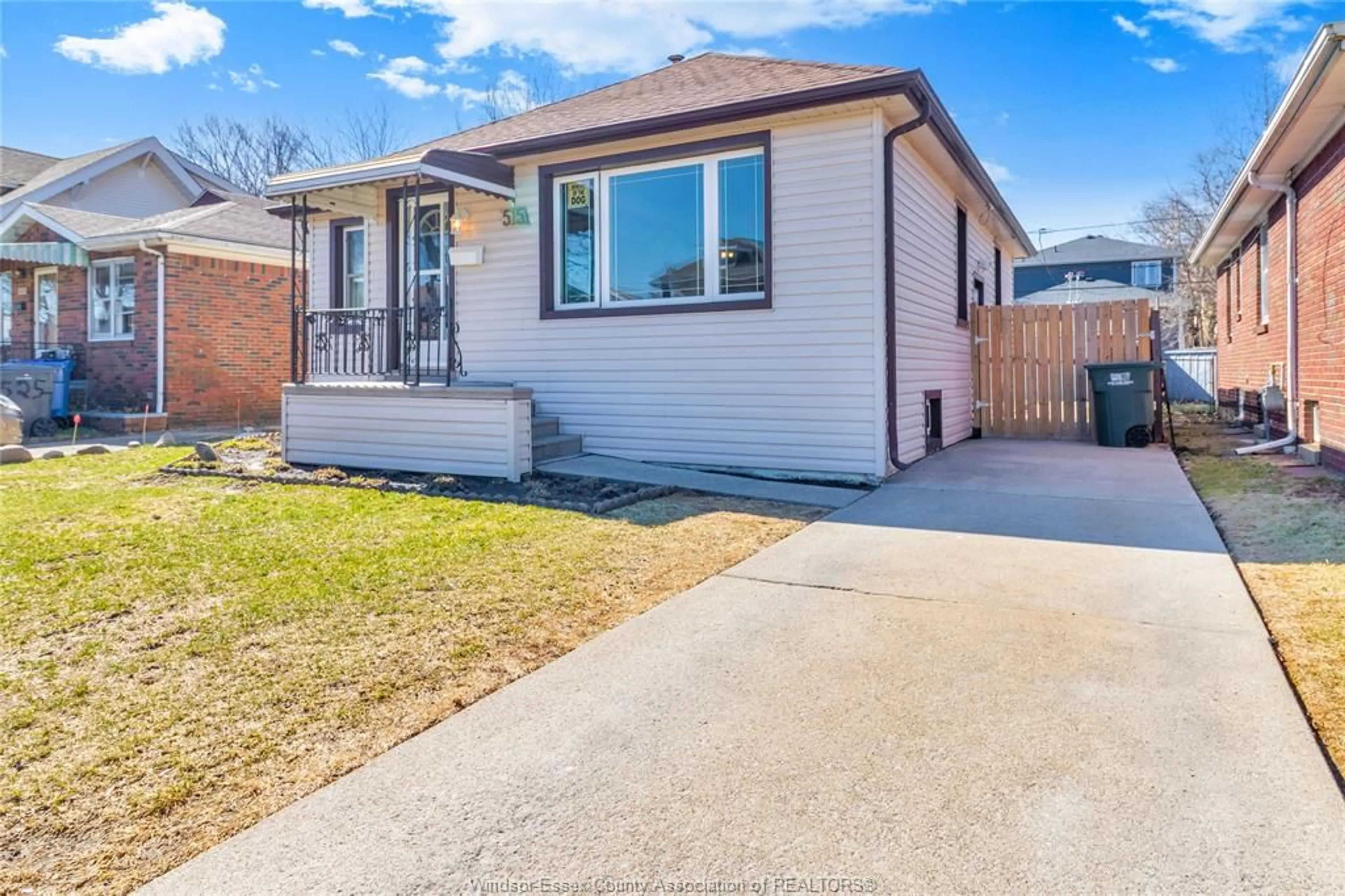 Home with brick exterior material, street for 515 RANDOLPH, Windsor Ontario N9B 2T6