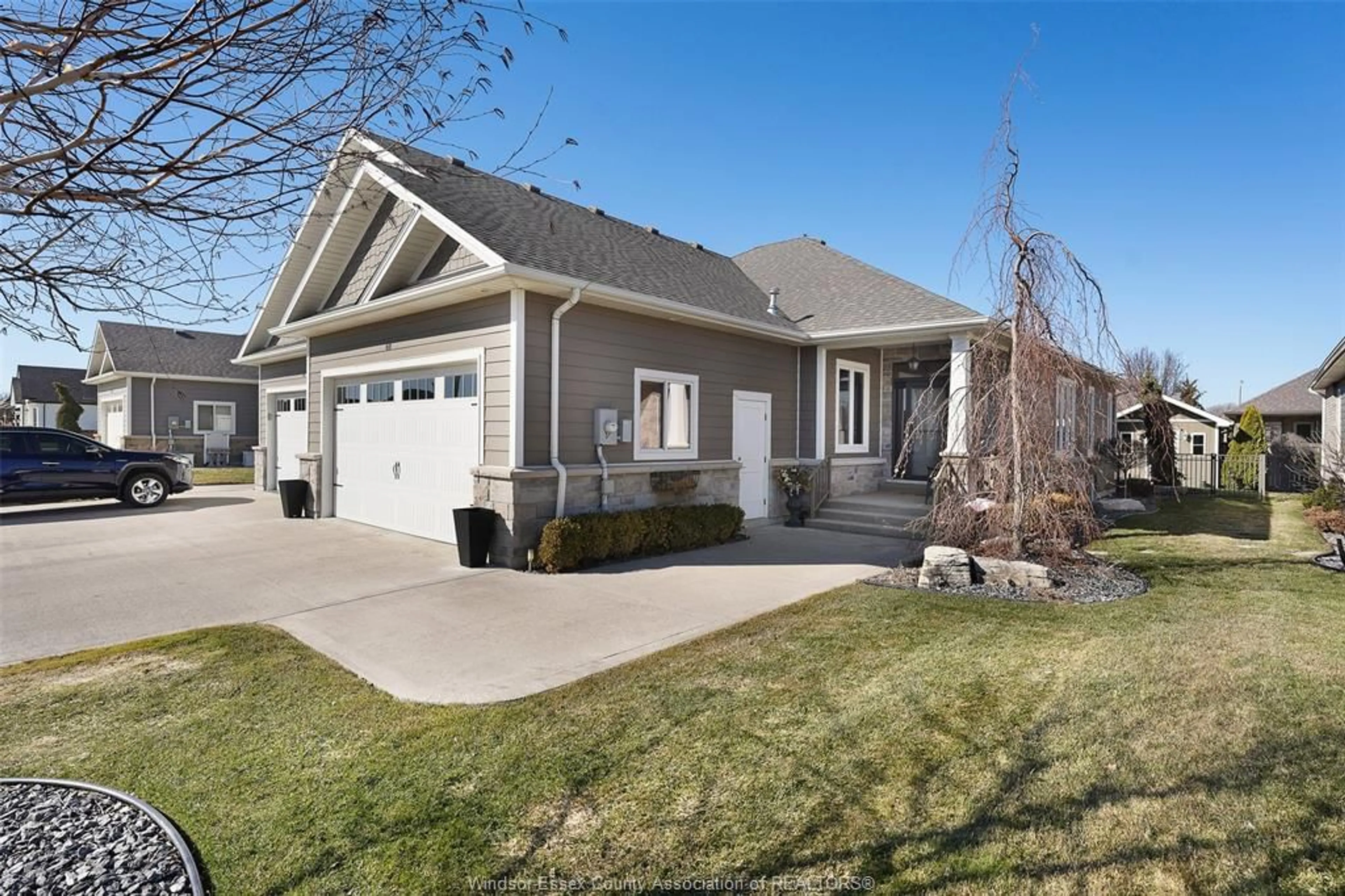 Unknown for 69 ROBIN Crt, Kingsville Ontario N9Y 0E1