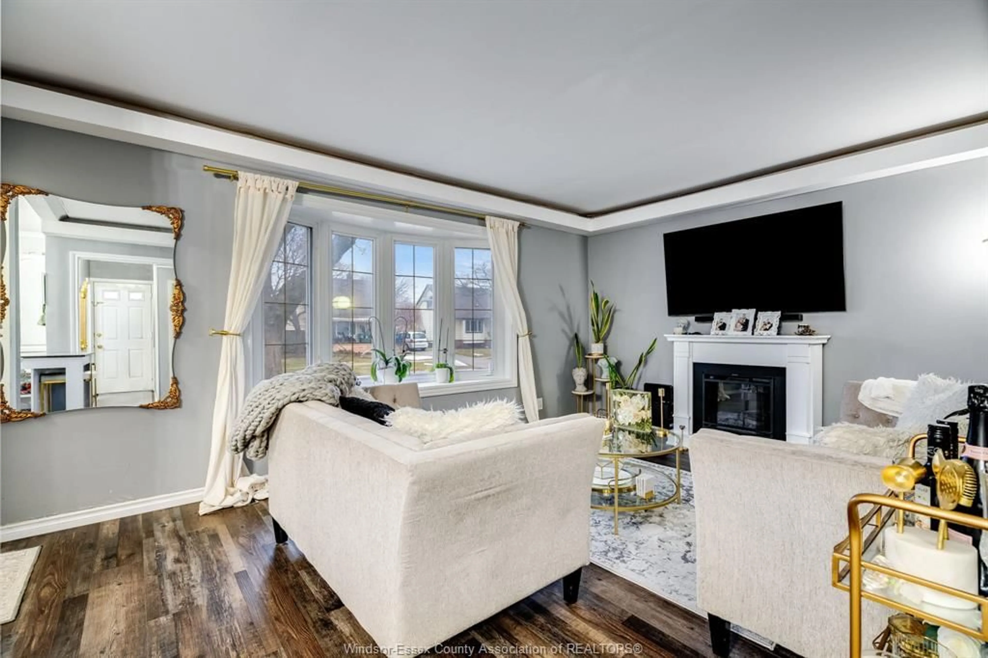 Unknown for 1814 Larkin, Windsor Ontario N8W 4G6