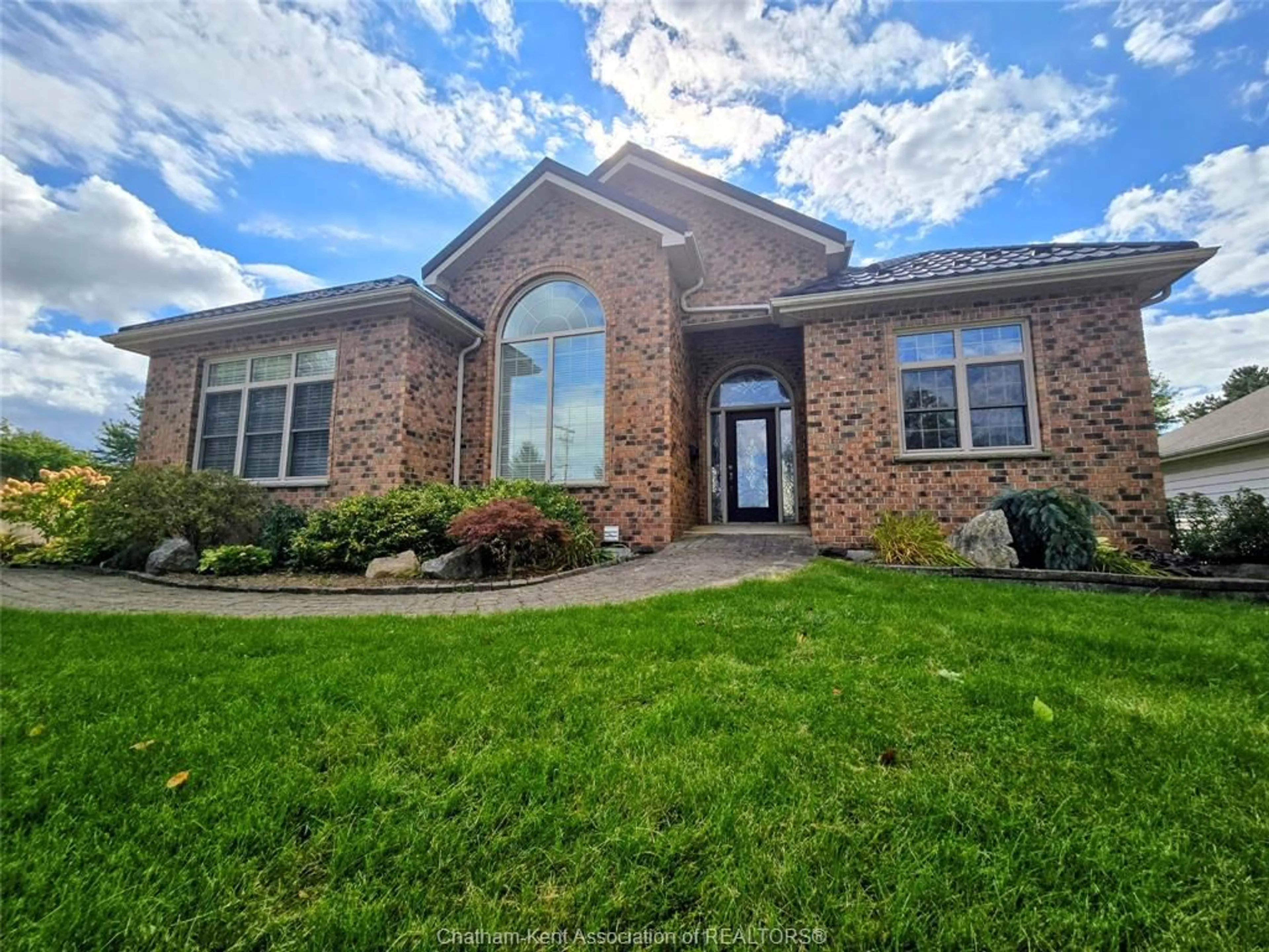 Home with brick exterior material, unknown for 161 ABERDEEN St, Merlin Ontario N0P 1W0