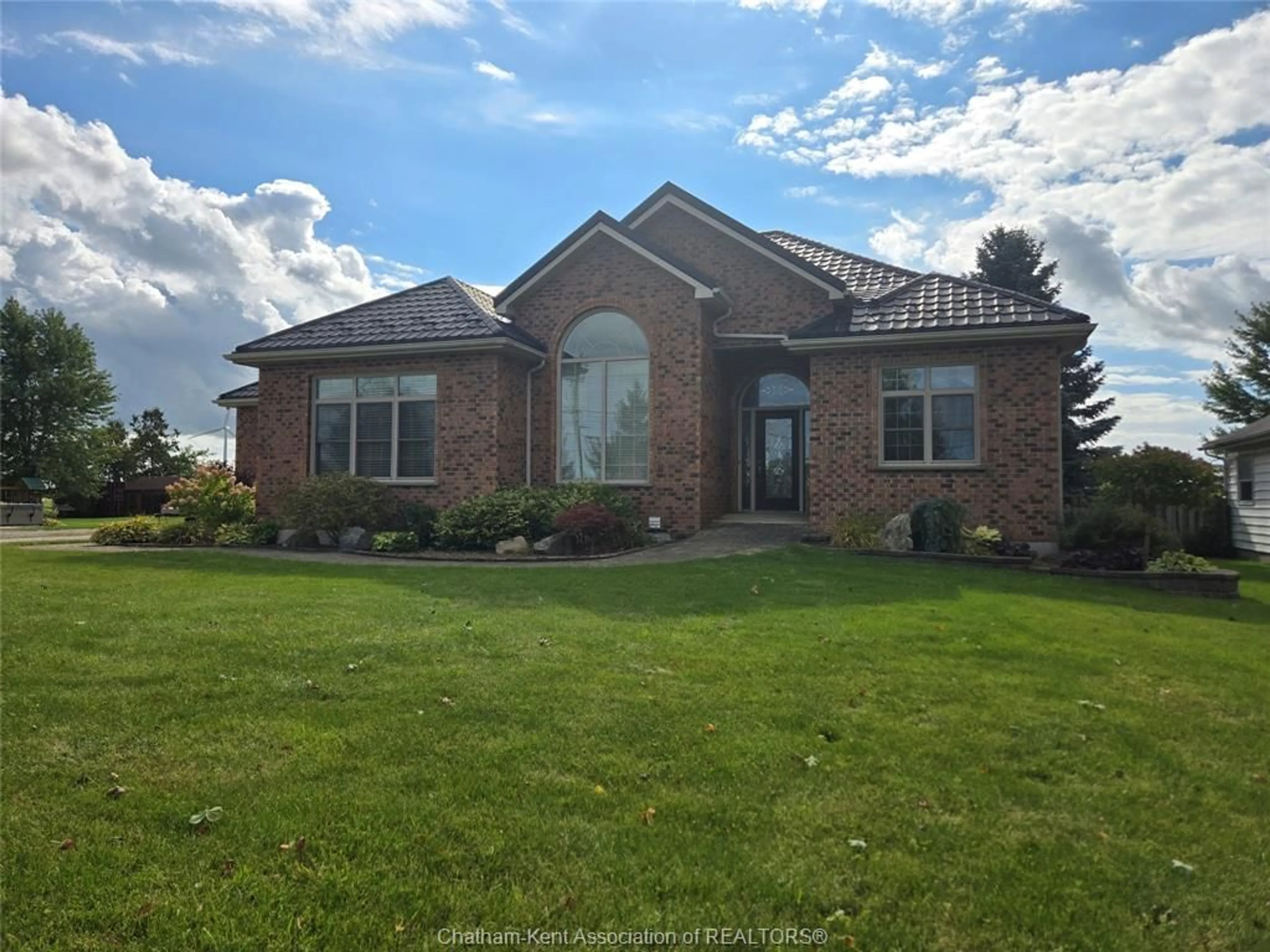 Home with brick exterior material, unknown for 161 ABERDEEN St, Merlin Ontario N0P 1W0