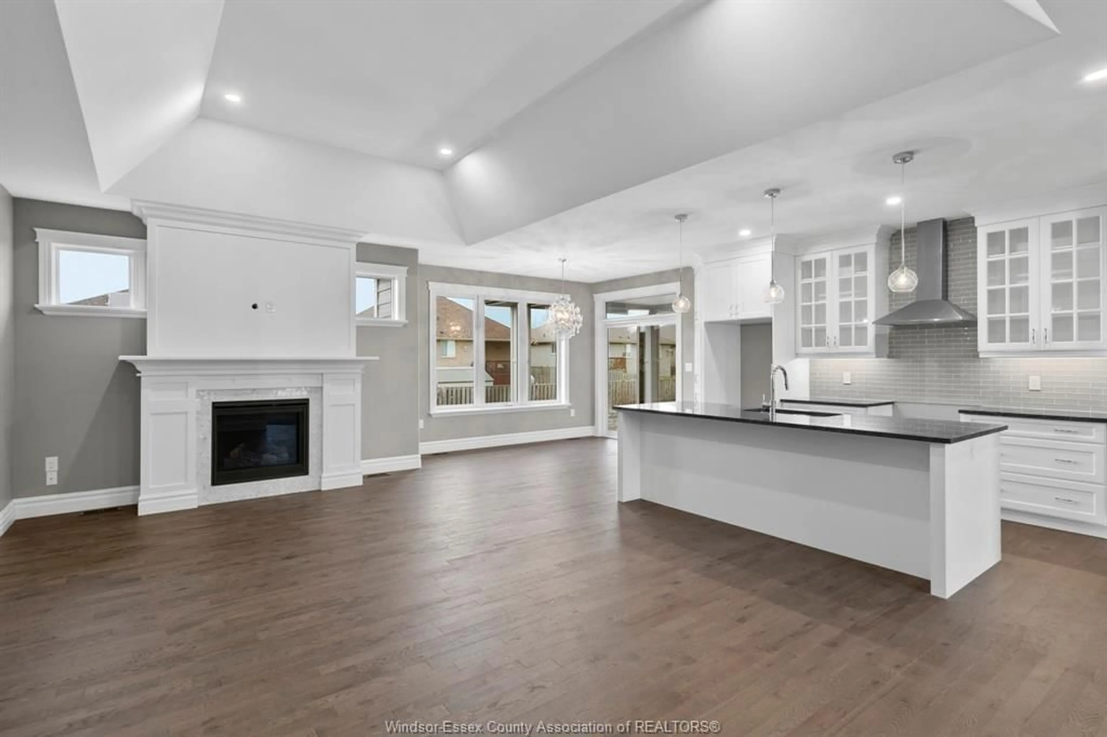 Unknown for 268 JOAN FLOOD, Essex Ontario N8M 3E9