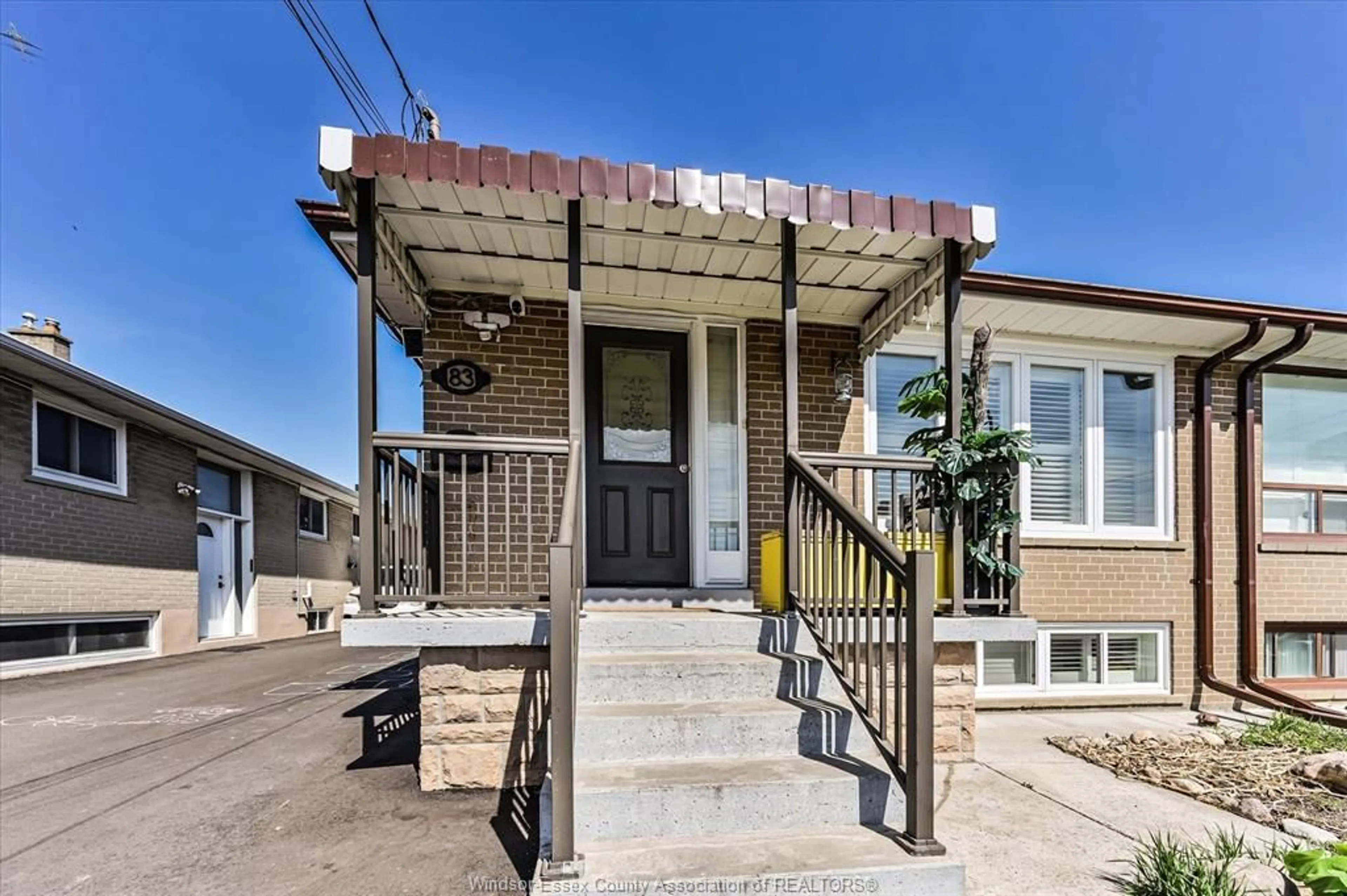 Unknown for 83 NORTHOVER St, Toronto Ontario M3L 1W6