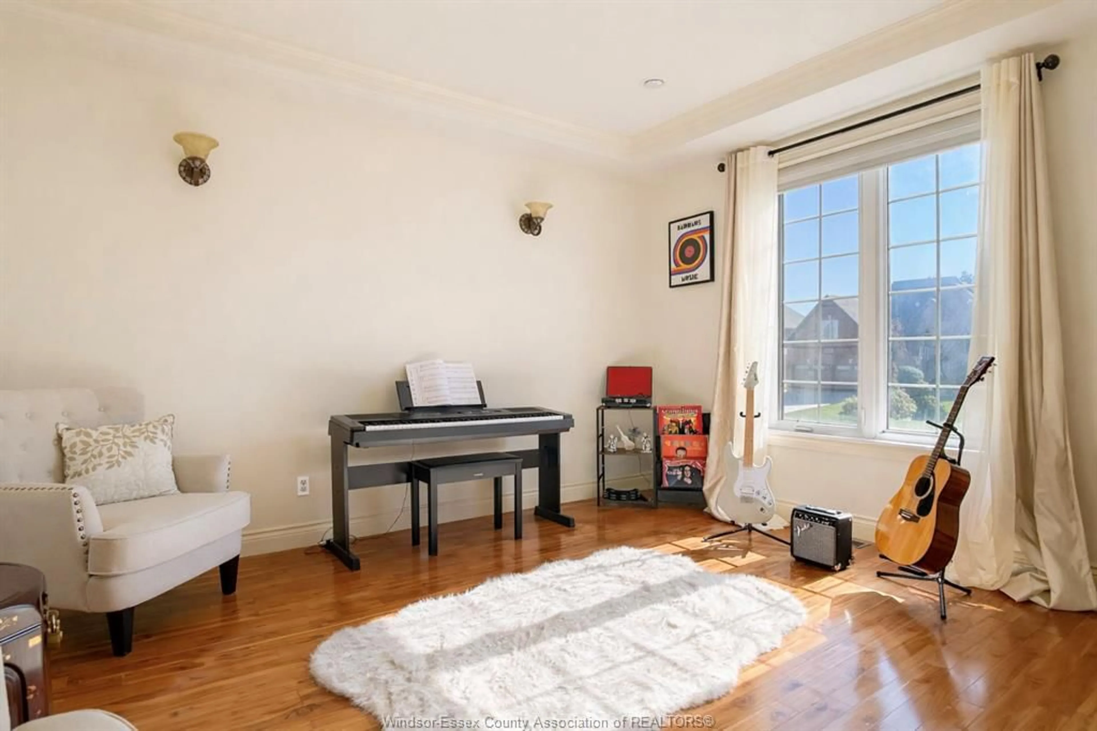 A pic of a room for 1042 HUNTINGTON, Lakeshore Ontario N8L 0W2