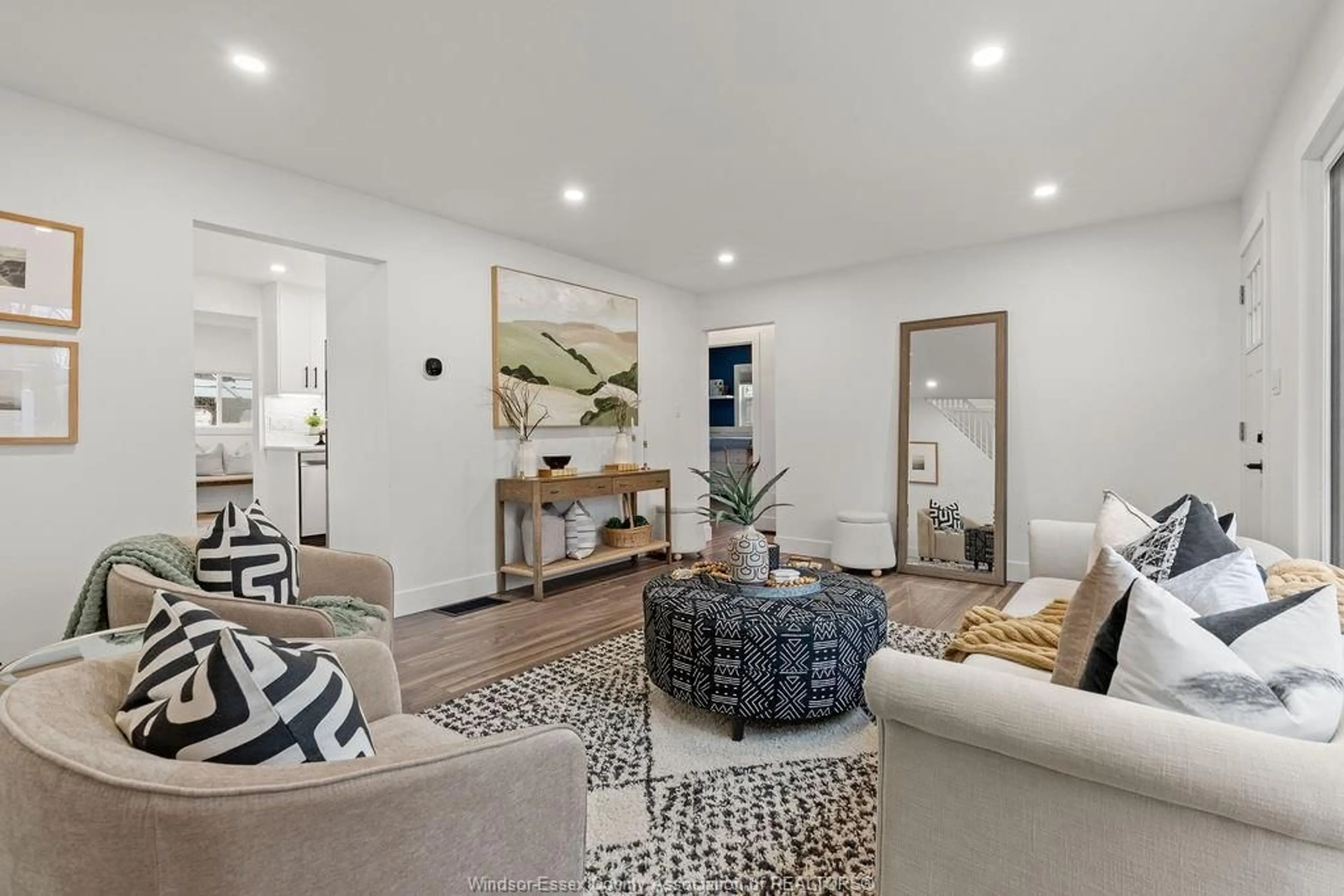 Living room with furniture, unknown for 194 Centre, Essex Ontario N8M 1R2