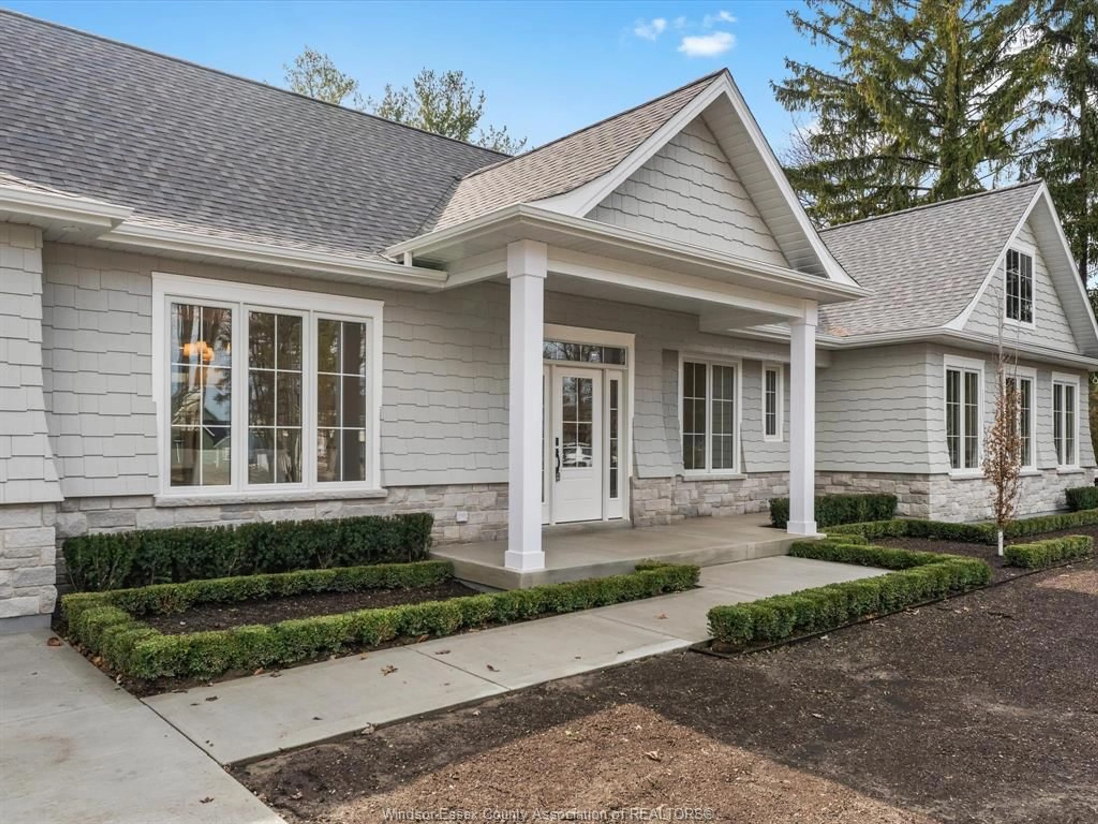 Unknown for 533 PEARL St, Lakeshore Ontario N8L 0Y4