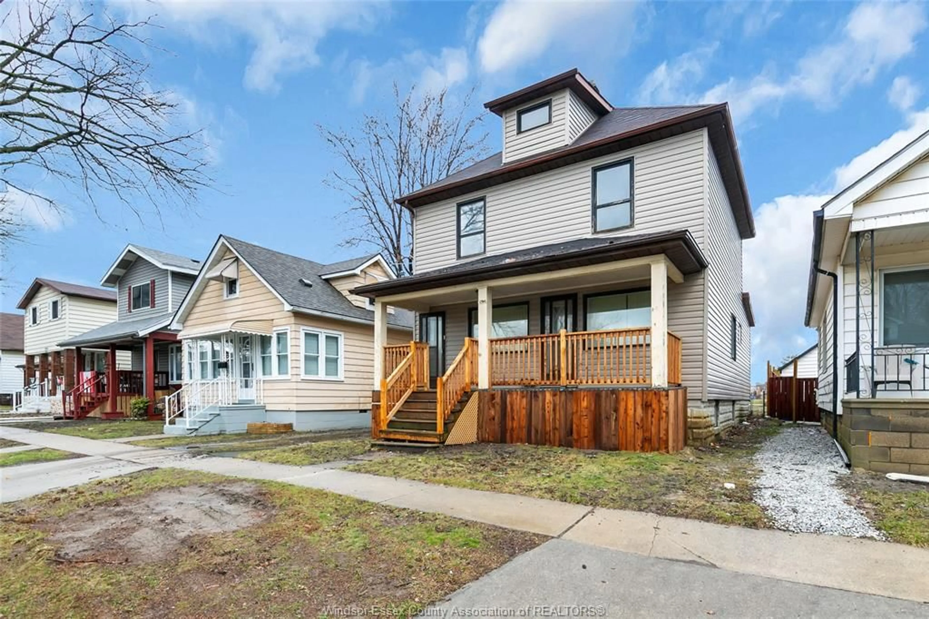 Unknown for 1262-1264 ALBERT Rd, Windsor Ontario N8Y 3P7