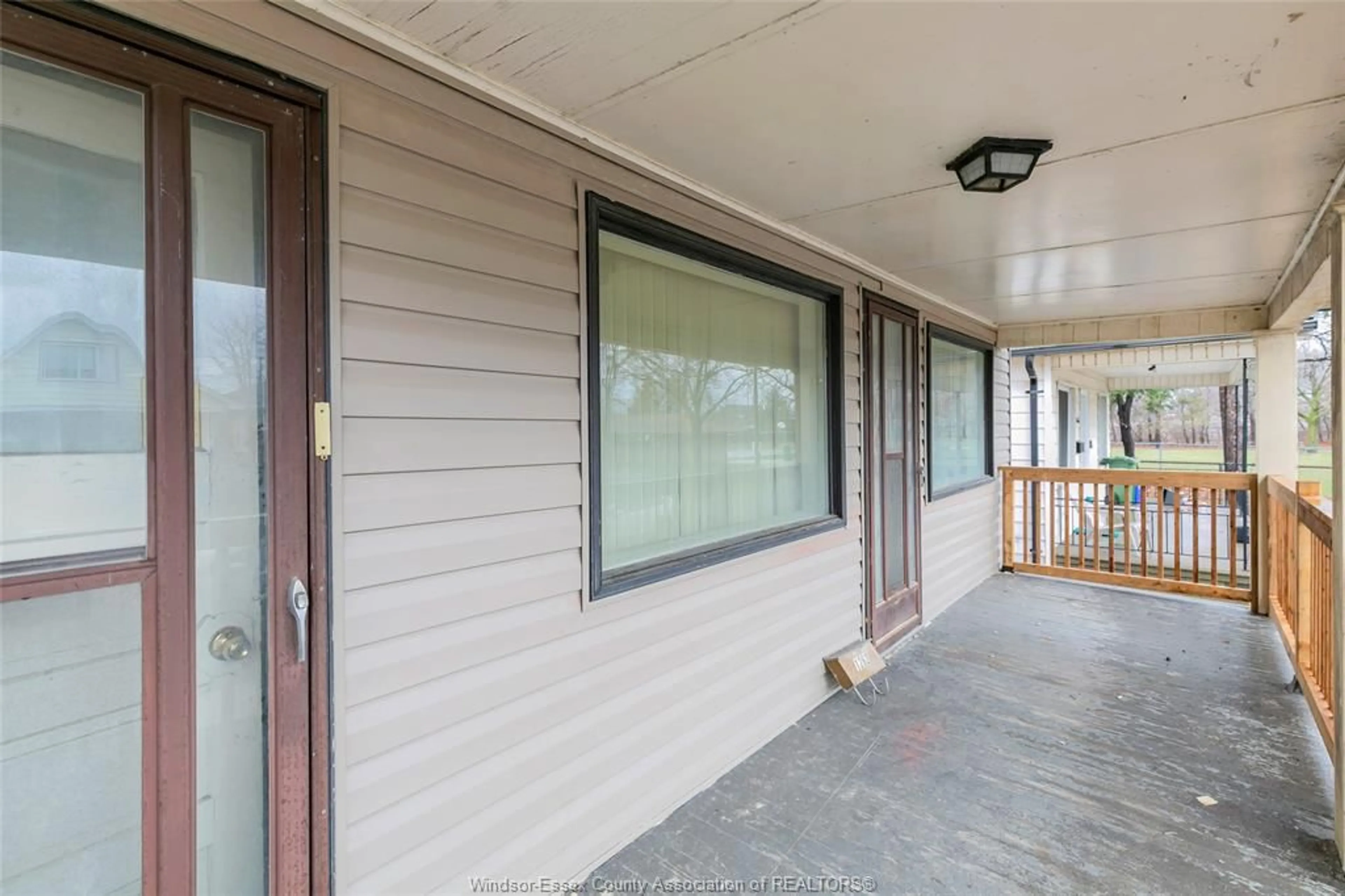 Unknown for 1262-1264 ALBERT Rd, Windsor Ontario N8Y 3P7