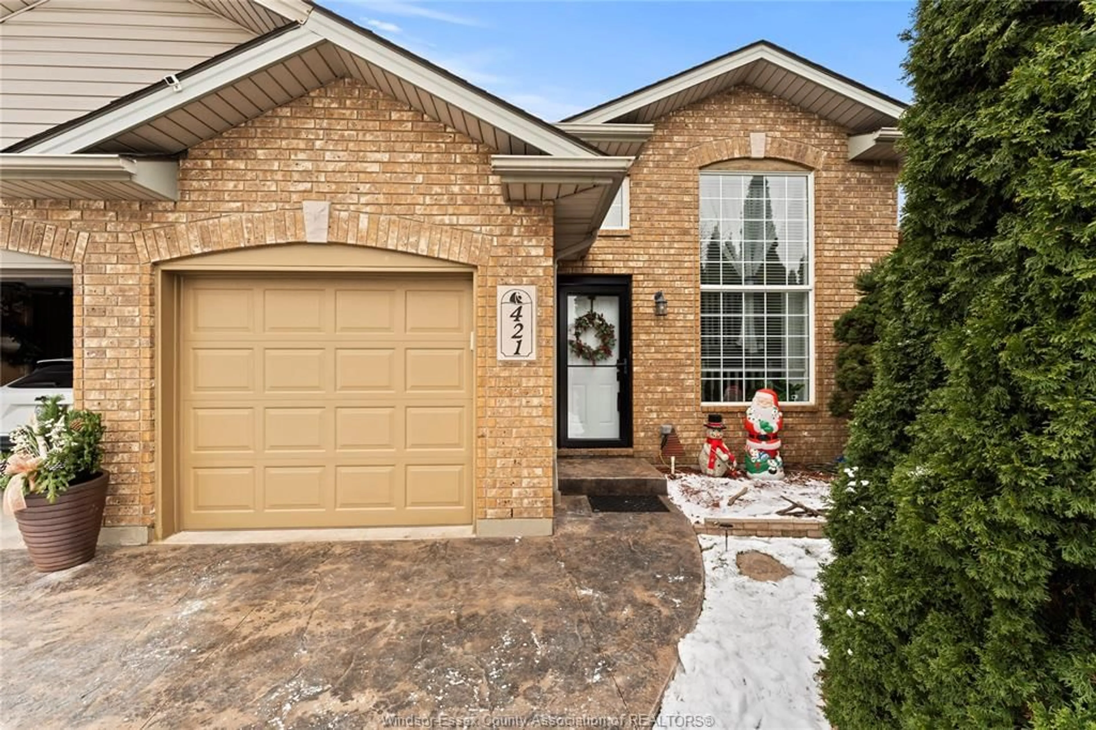 Home with brick exterior material, street for 421 MERRILL, LaSalle Ontario N9J 3R2