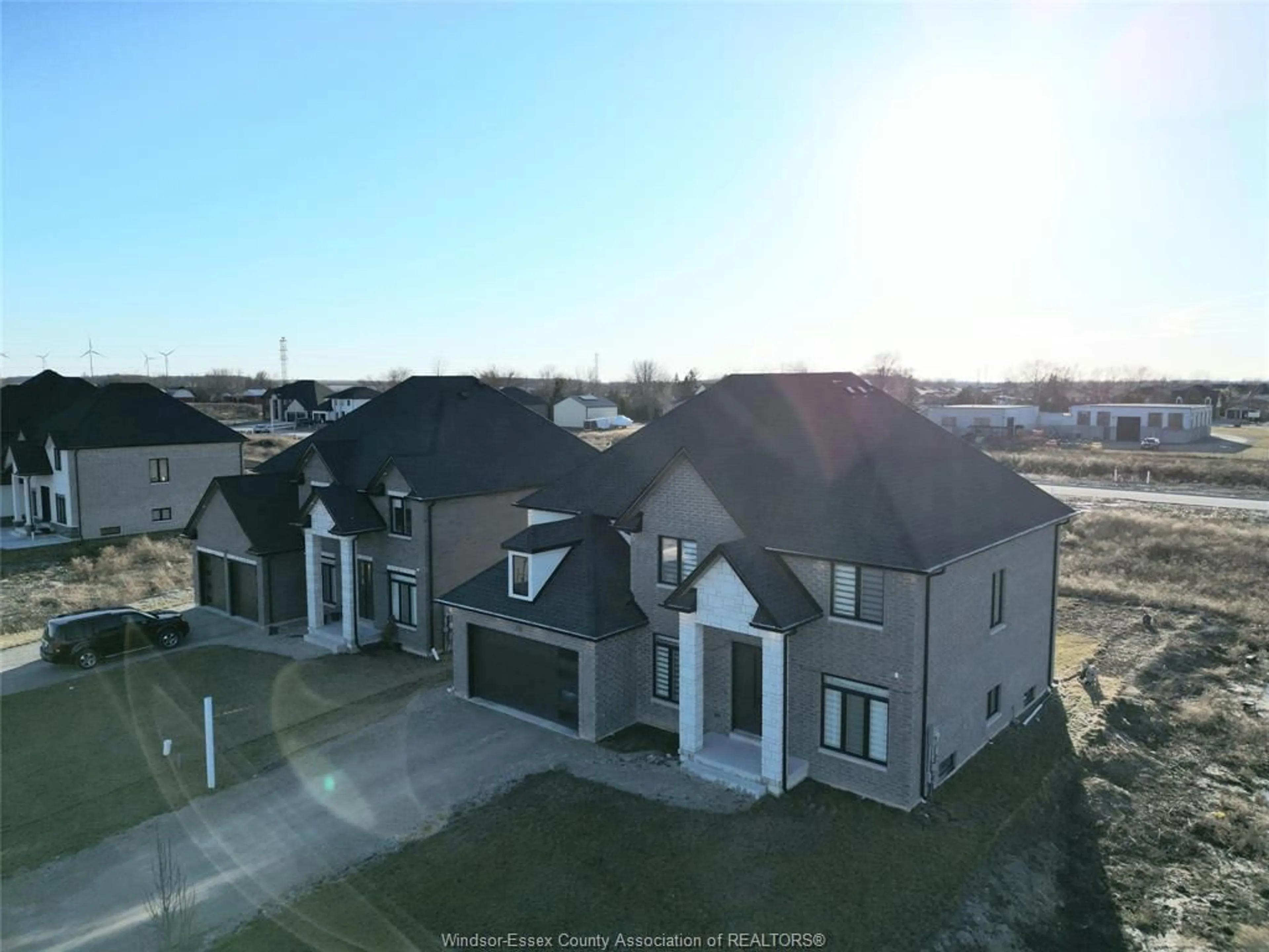 A pic from outside/outdoor area/front of a property/back of a property/a pic from drone, unknown for 518 VENETO St, Lakeshore Ontario N8L 0K4