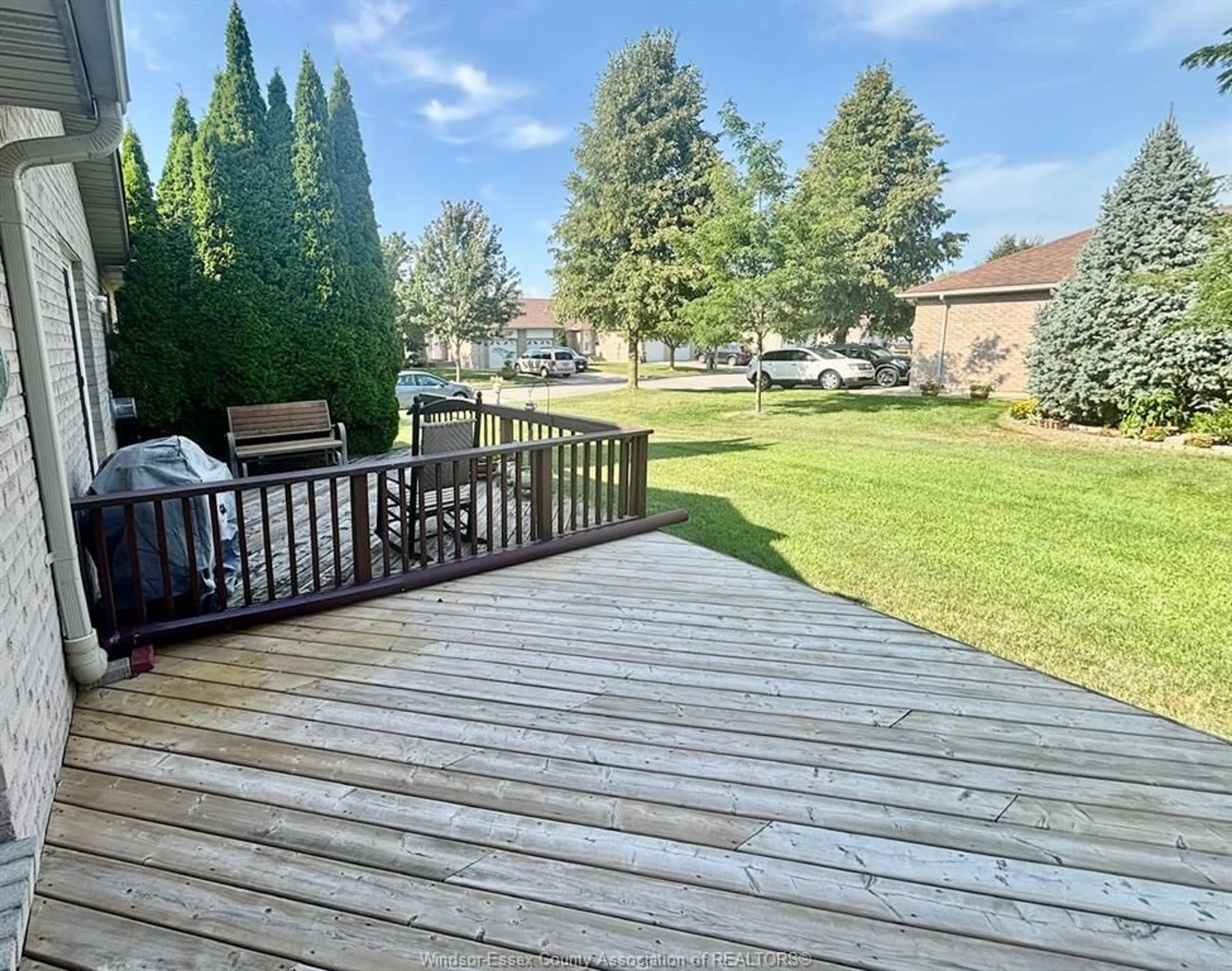 Patio, water/lake/river/ocean view for 554 Rodfam Dr, Windsor Ontario N9G 2W1