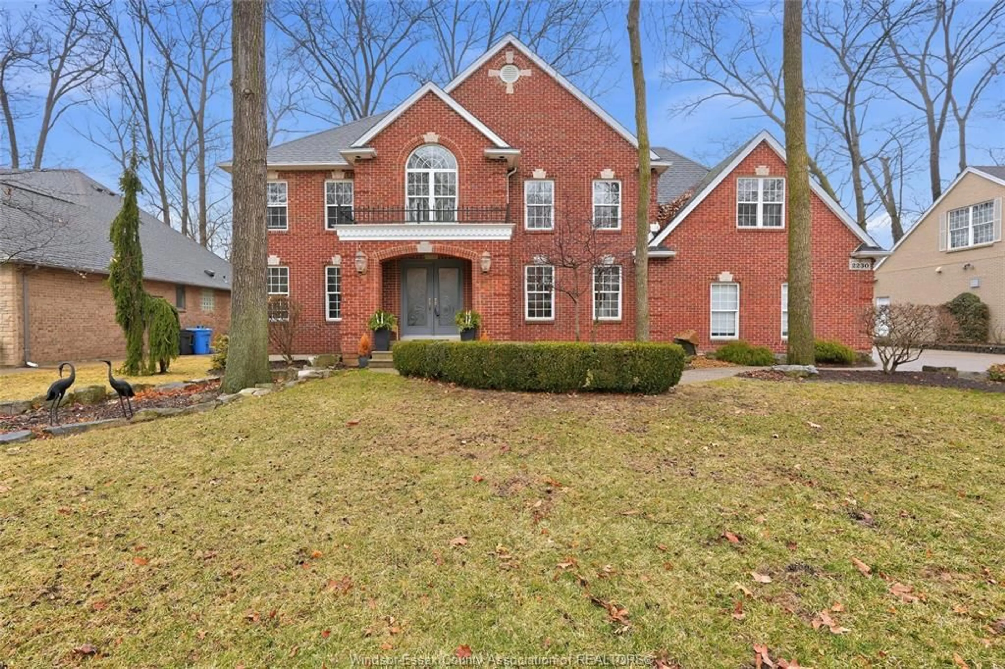 Home with brick exterior material, street for 2230 SUZANNE, LaSalle Ontario N9N 2K3