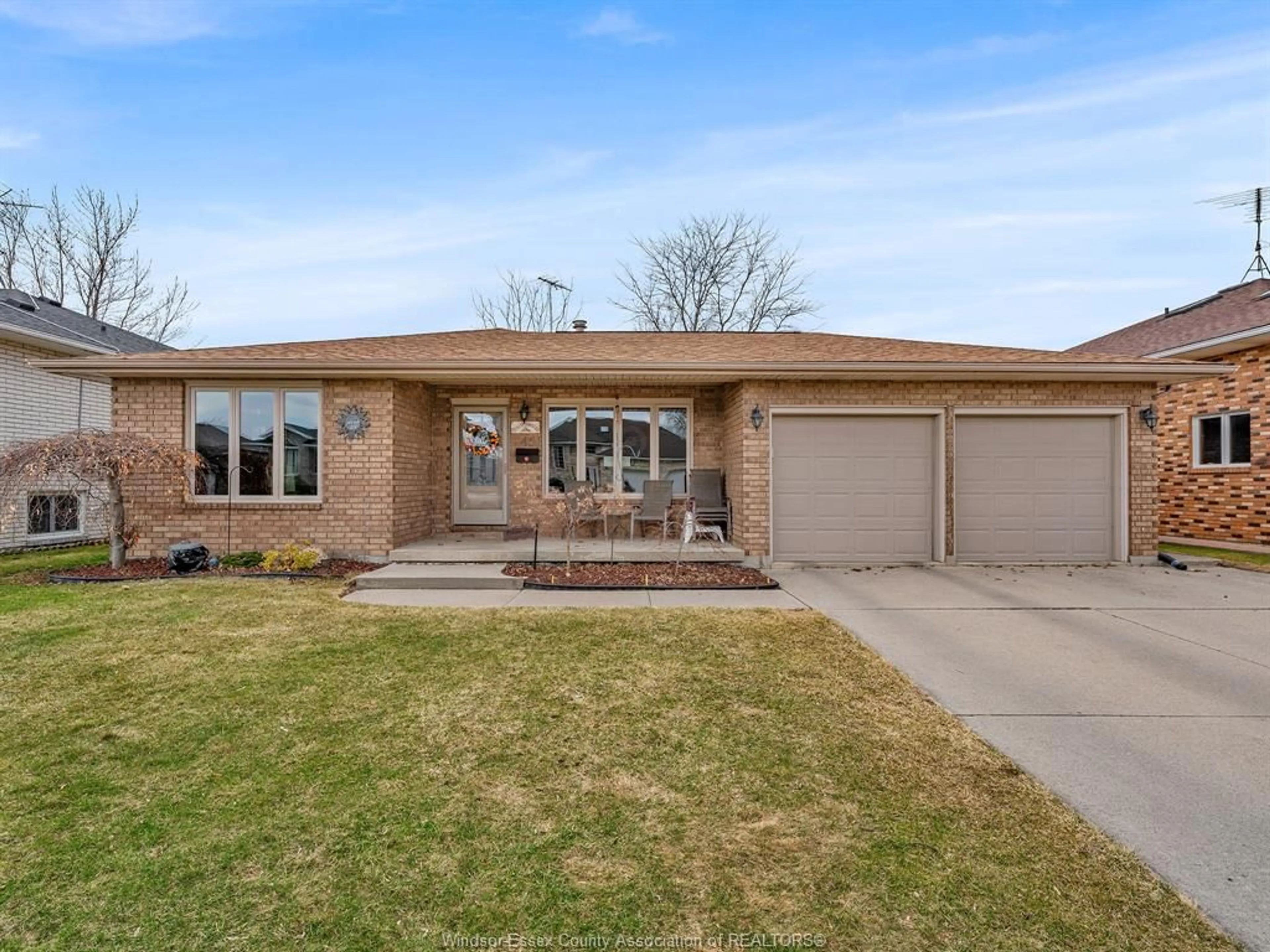 Home with brick exterior material, street for 45 Sherwood, Leamington Ontario N8H 4V1