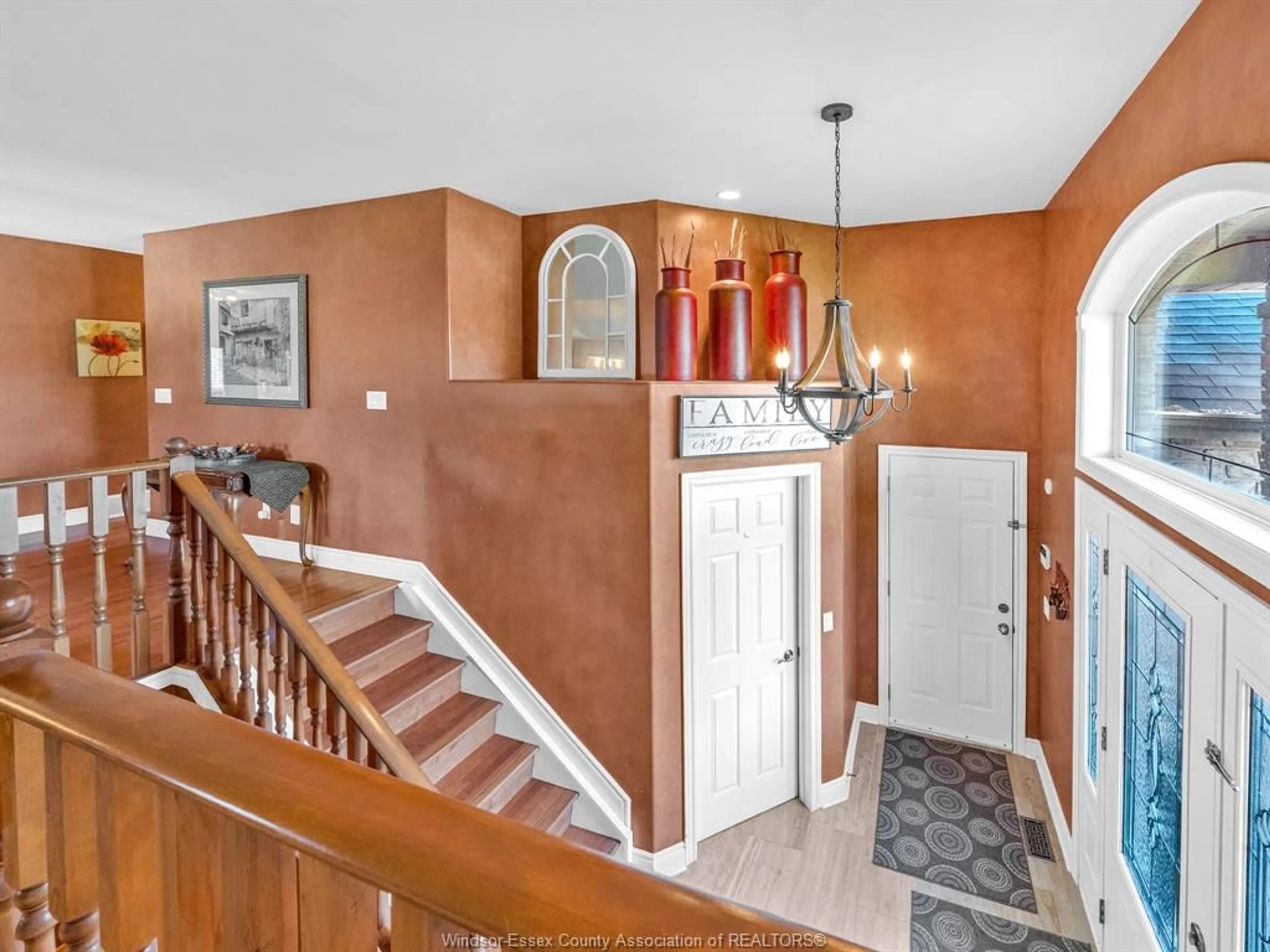 Unknown for 3280 CALIFORNIA Ave, Windsor Ontario N9E 3K7