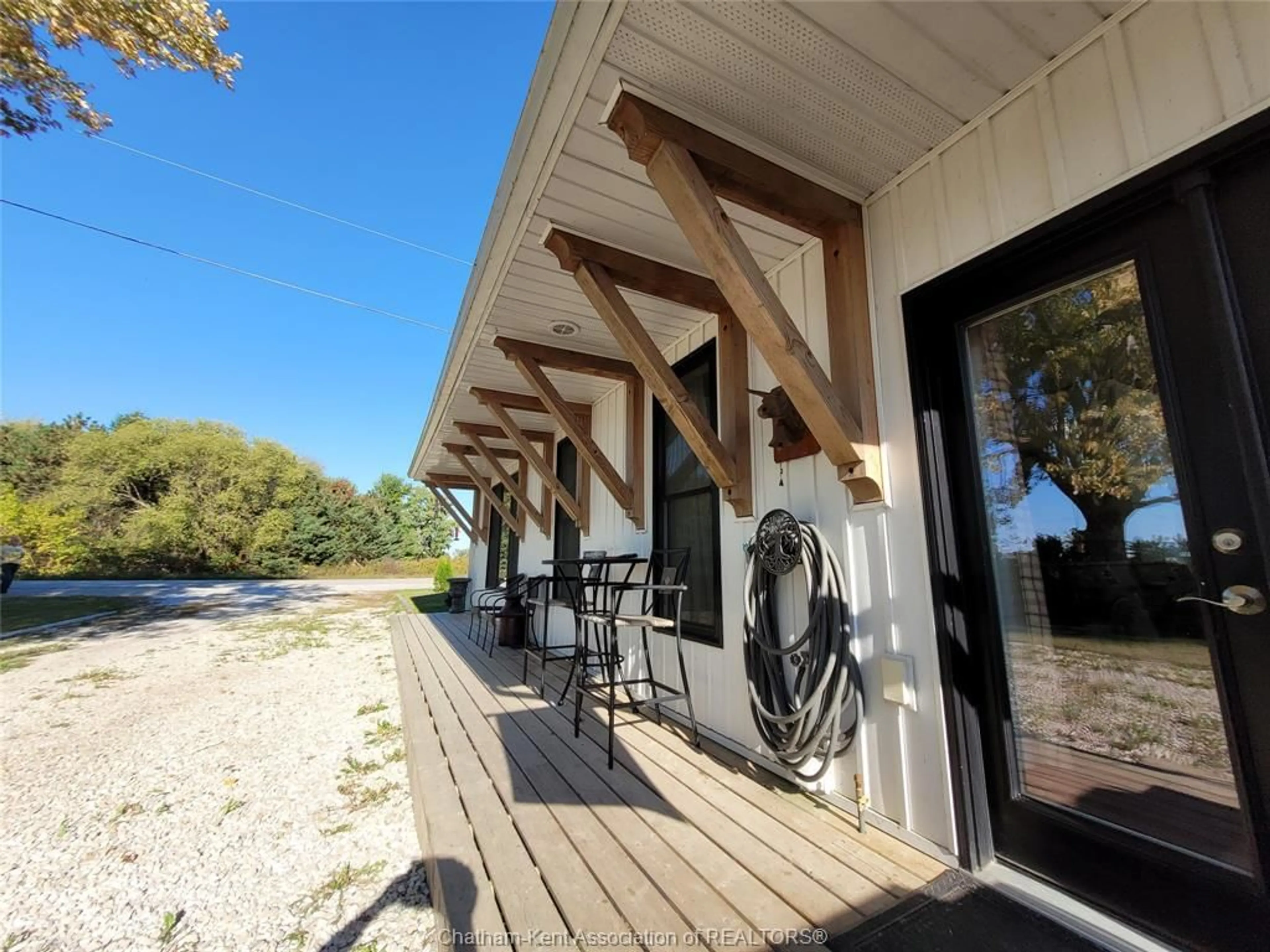 Patio, unknown for 21132 PORT Rd, Merlin Ontario N0P 1W0