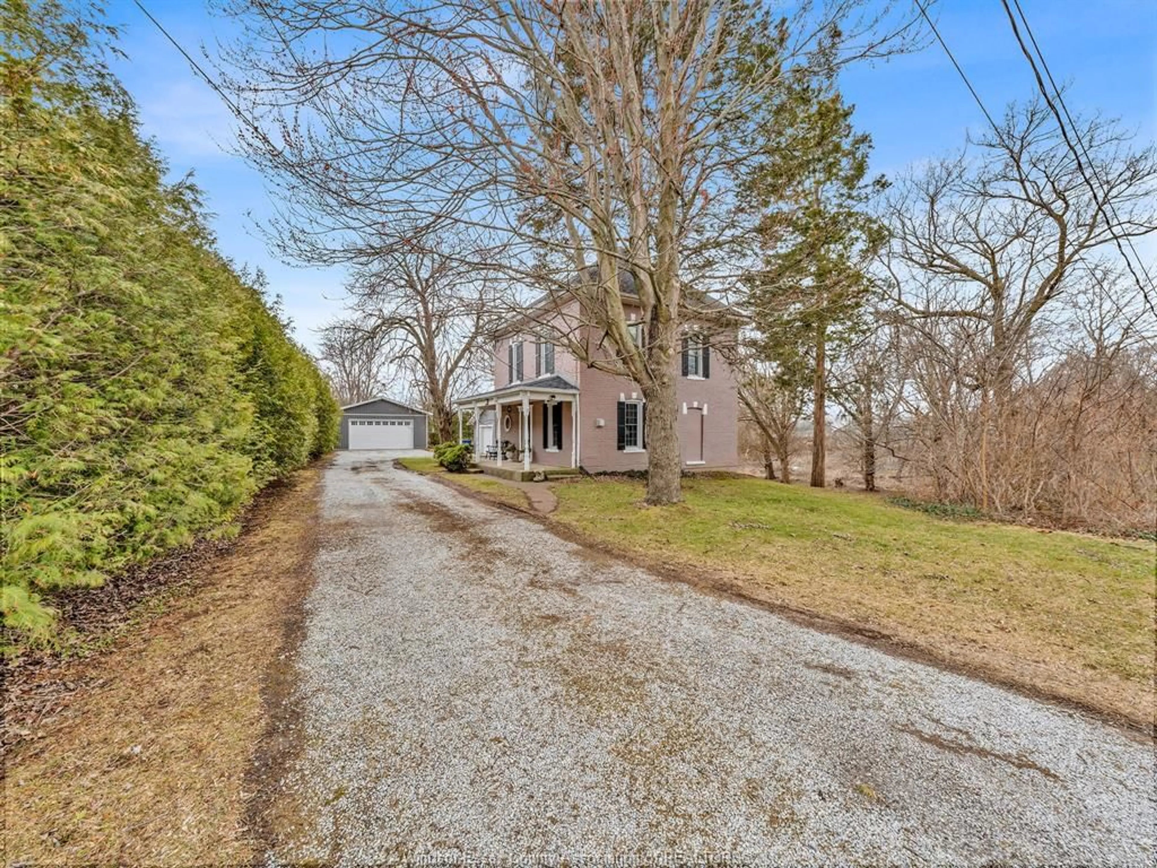 A pic from outside/outdoor area/front of a property/back of a property/a pic from drone, street for 82 BUCHANAN, Wheatley Ontario N0P 2P0