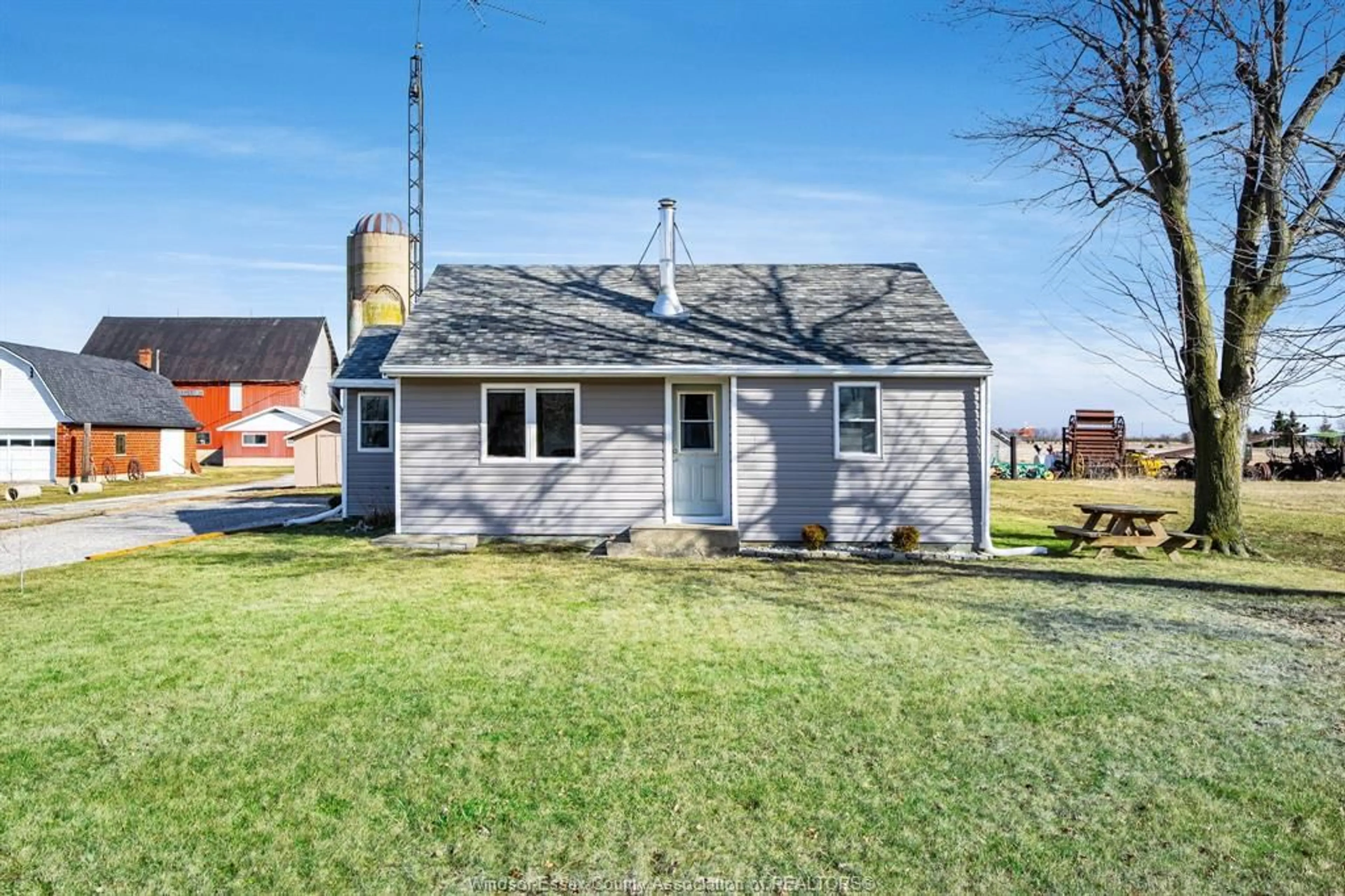 Unknown for 12706 County Rd 8, Lakeshore Ontario N0P 2J0