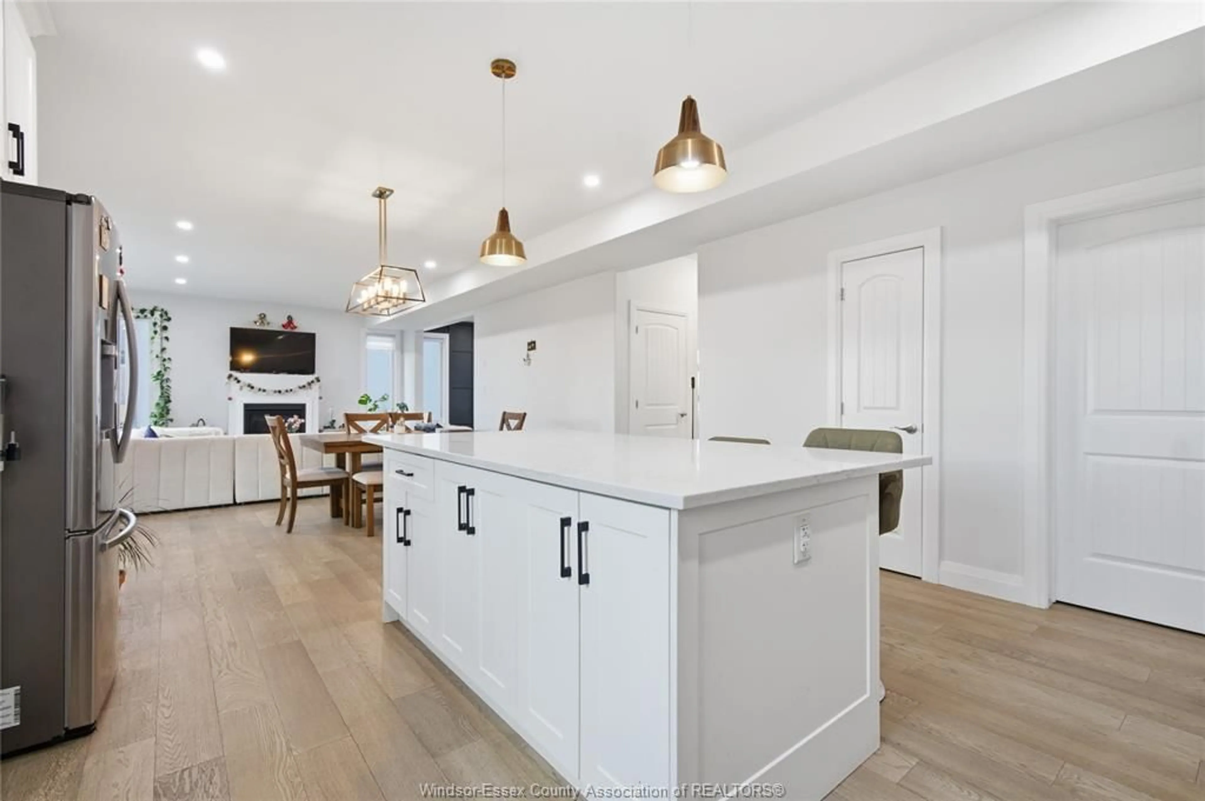 Open concept kitchen, unknown for 37 KINGSBRIDGE Dr, Amherstburg Ontario N9V 4A5