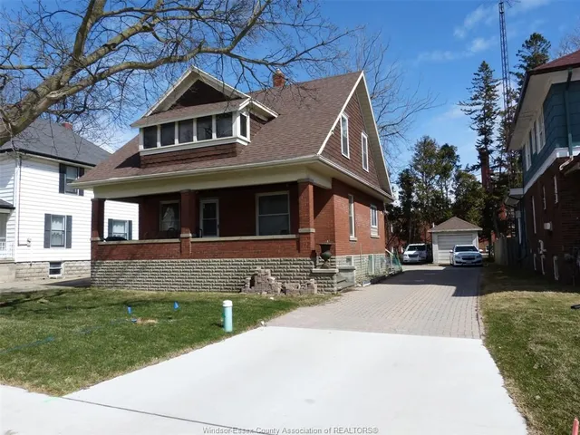 23 QUEEENS Ave, Leamington 2